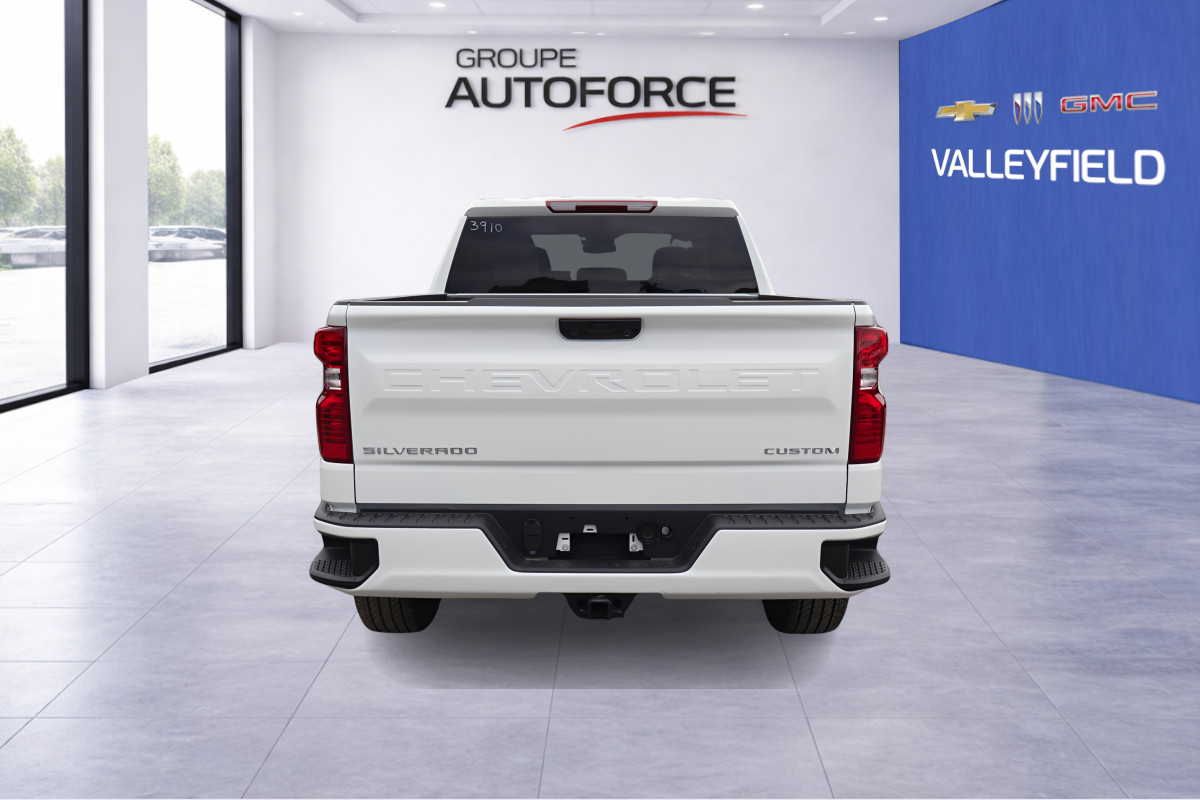 Photo 2026 Chevrolet Silverado 1500 Custom #5