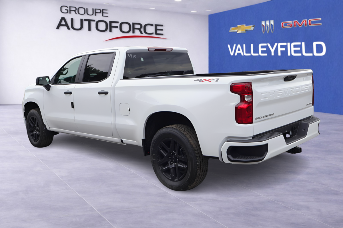 Photo 2026 Chevrolet Silverado 1500 Custom #4