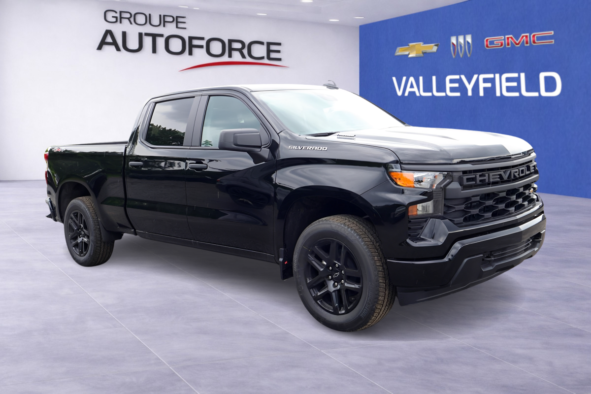 Photo 2026 Chevrolet Silverado 1500 Custom #3