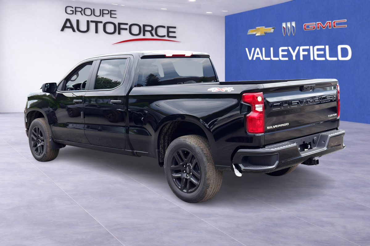 Photo 2026 Chevrolet Silverado 1500 Custom #4