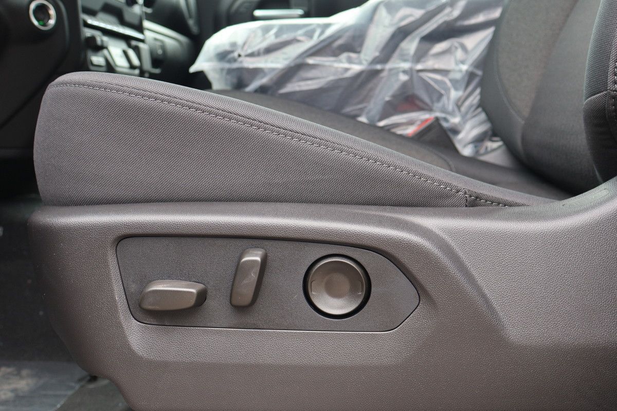 Photo 2026 Chevrolet Silverado 1500 Custom #8