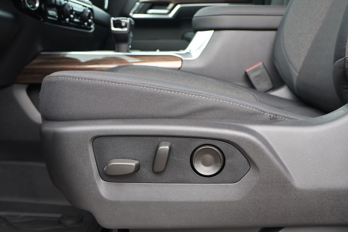 Photo Chevrolet Silverado 1500 RST 2026 #8