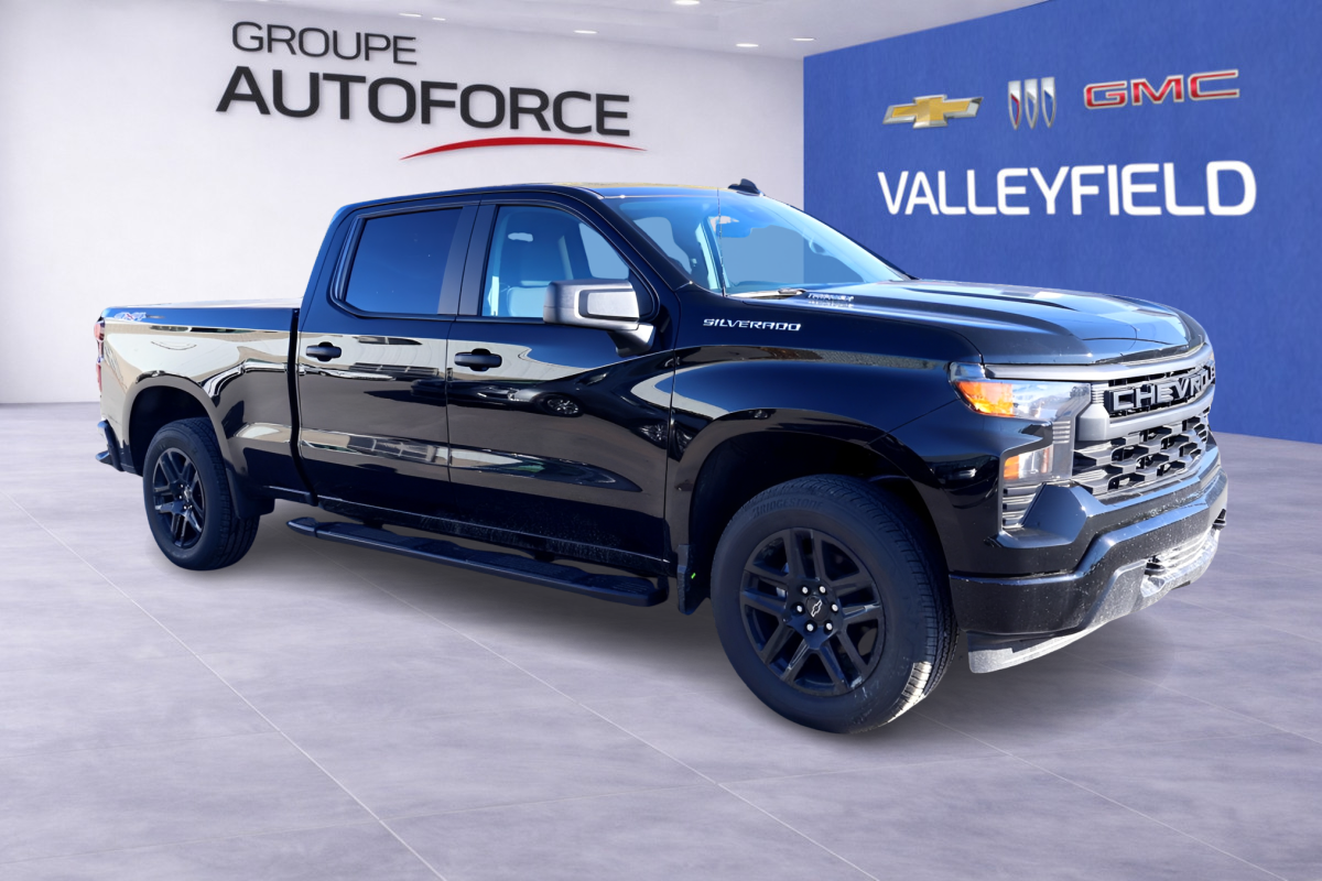 Photo Chevrolet Silverado 1500 Custom 2026 #3