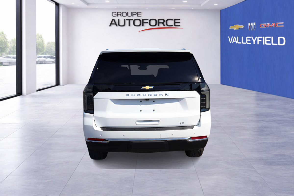 Photo 2026 Chevrolet Suburban LT #5