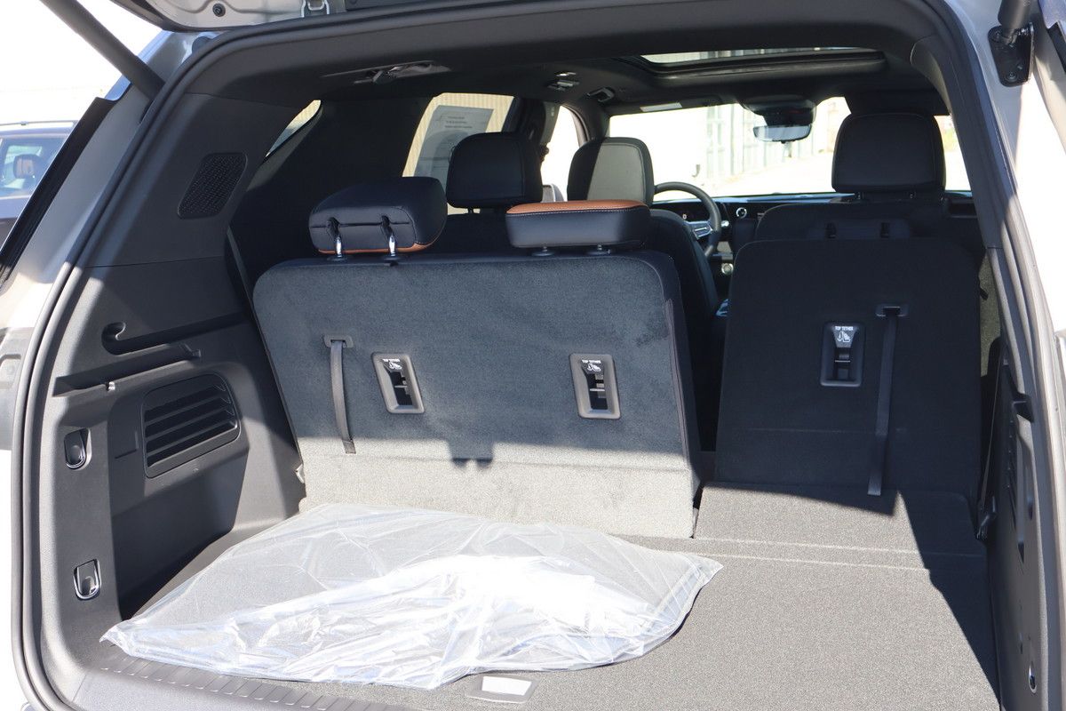 Photo 2027 Chevrolet Traverse Z71 #8