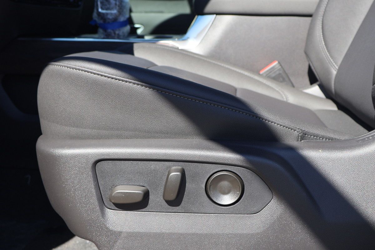 Photo GMC Sierra 1500 SLT 2026 #8