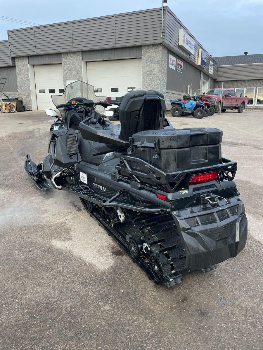 Polaris Titan Adventure 1000 S4  2023