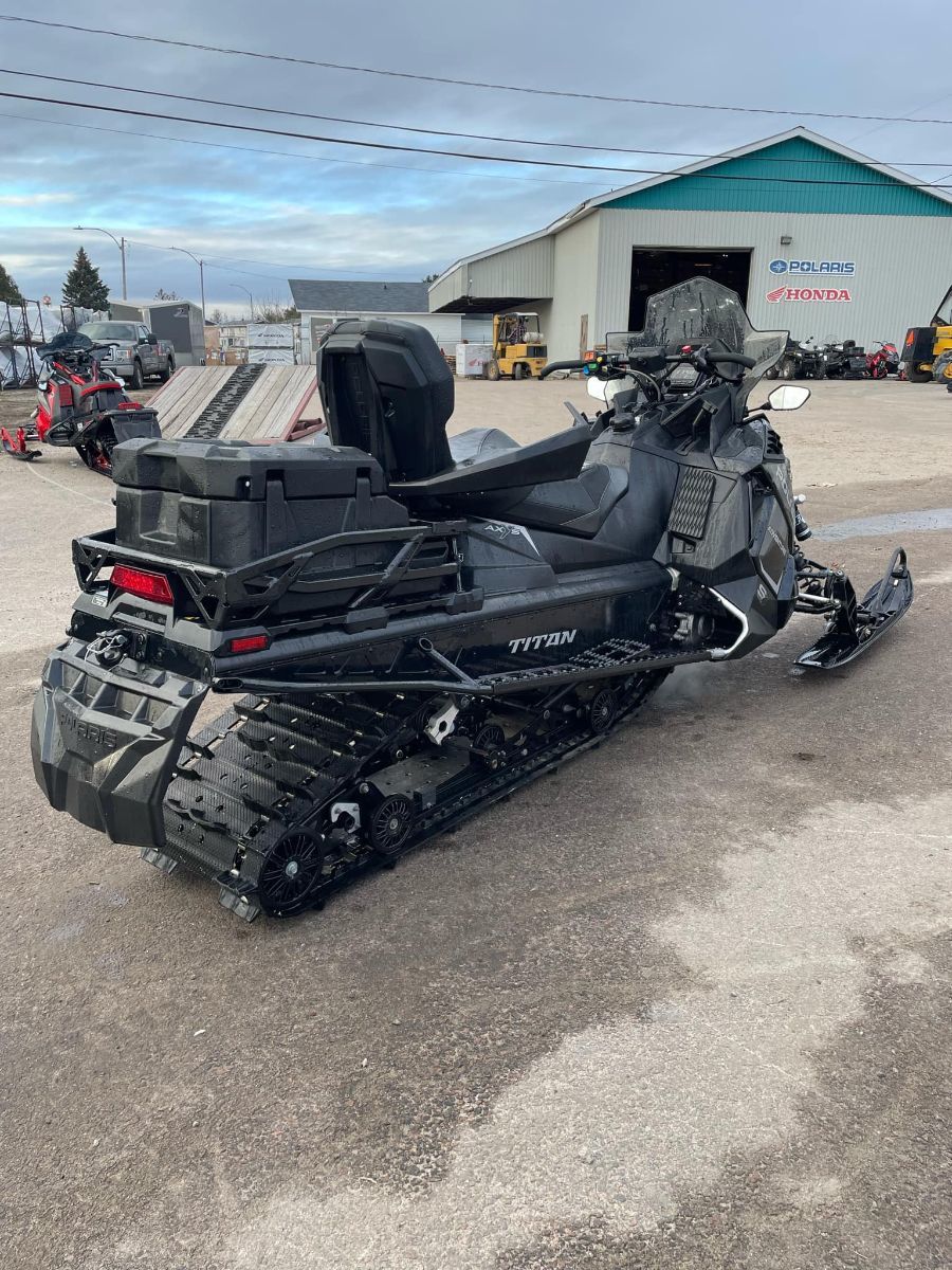 Polaris Titan Adventure 1000 S4  2023