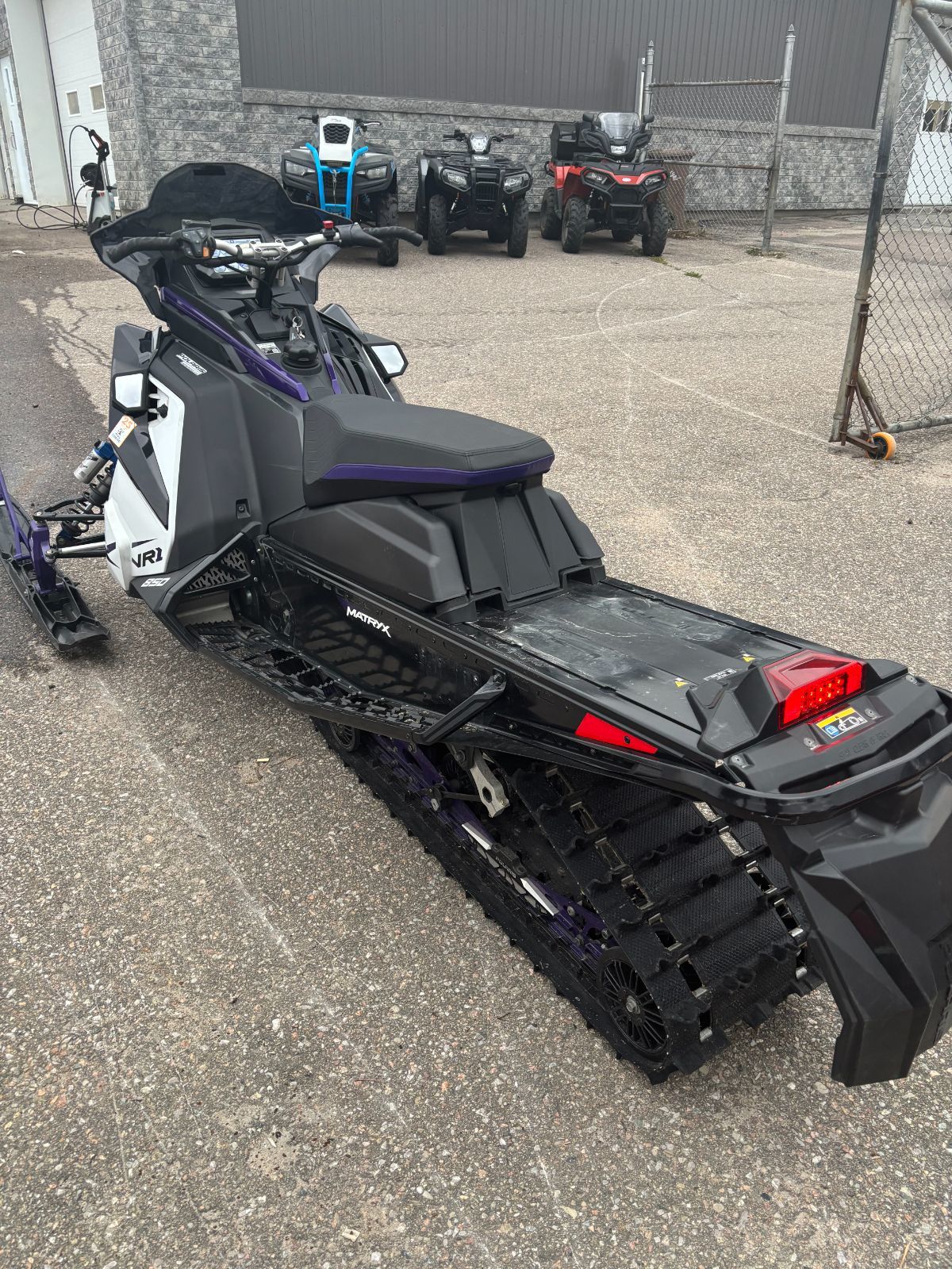 Polaris VR! 850 Patriote  2022