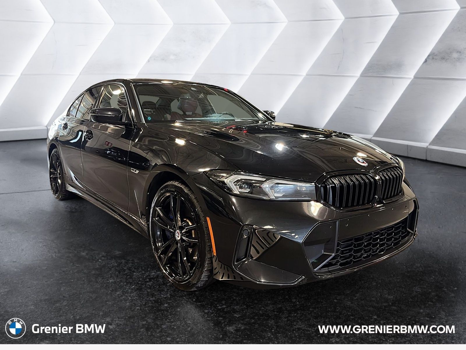 Photo 2023 BMW 3 Series 330e xDrive #1