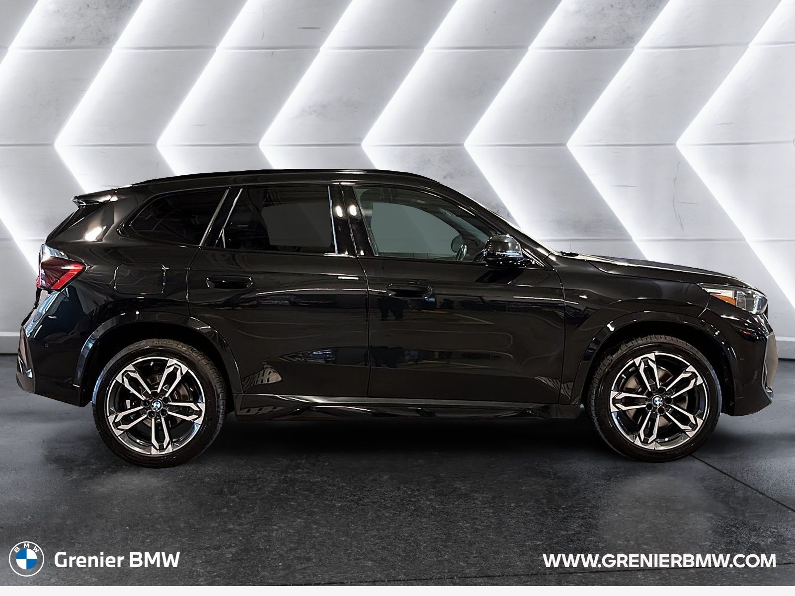 Photo 2023 BMW X1 xDrive28i #3