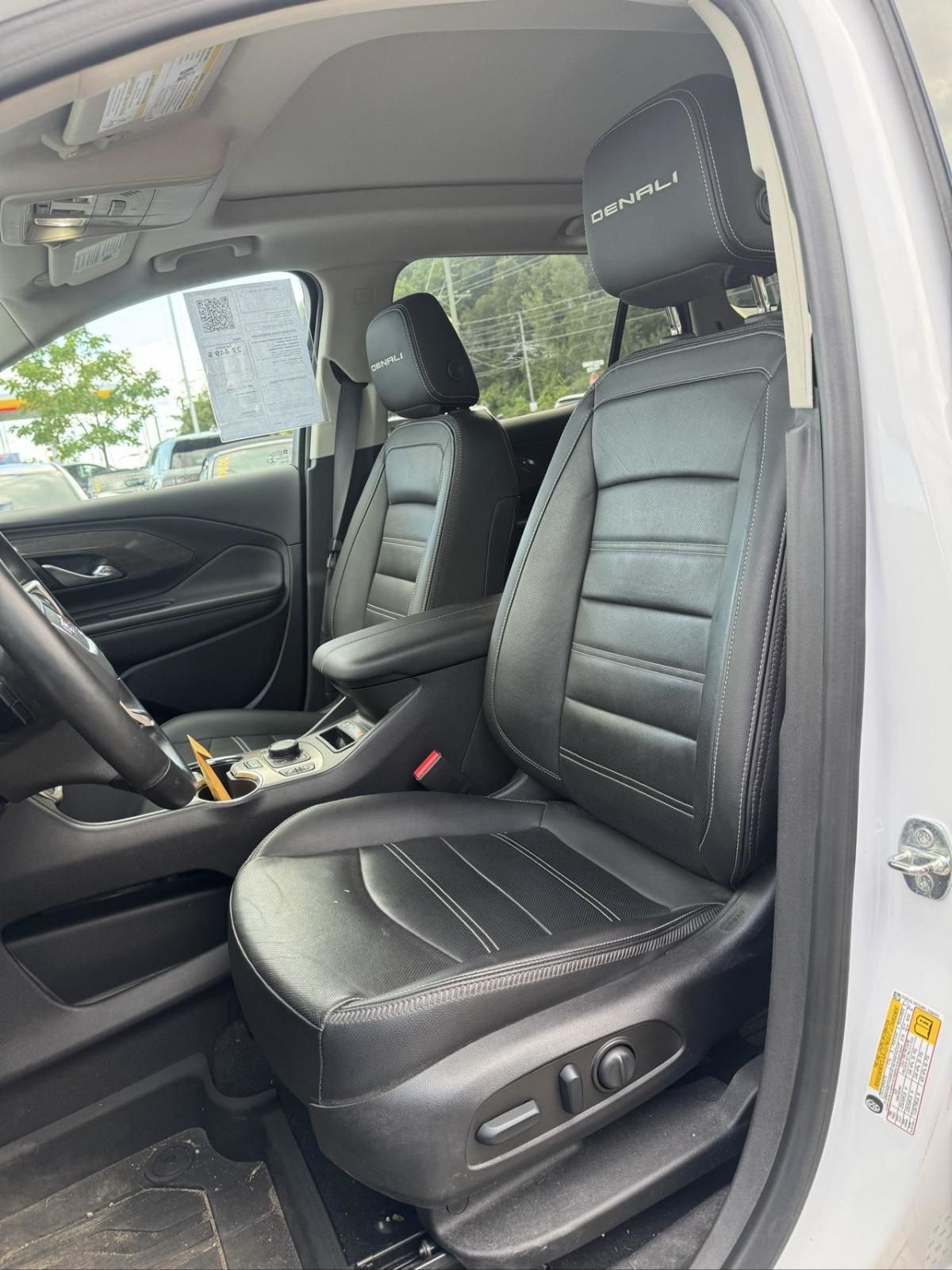 Photo 2023 GMC Terrain Denali Cuir Toit Bose #8