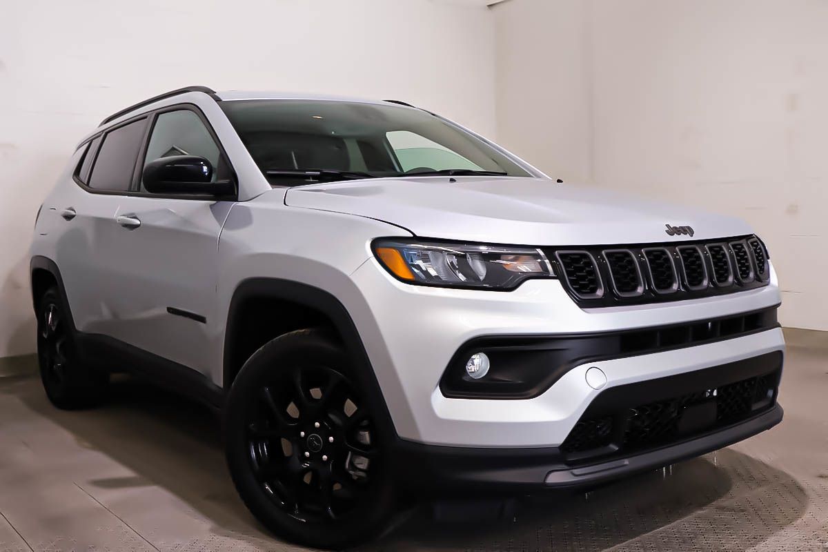 2025 Jeep Compass ALTITUDE + 4X4 + NAVIGATION GPS + CARPLAY