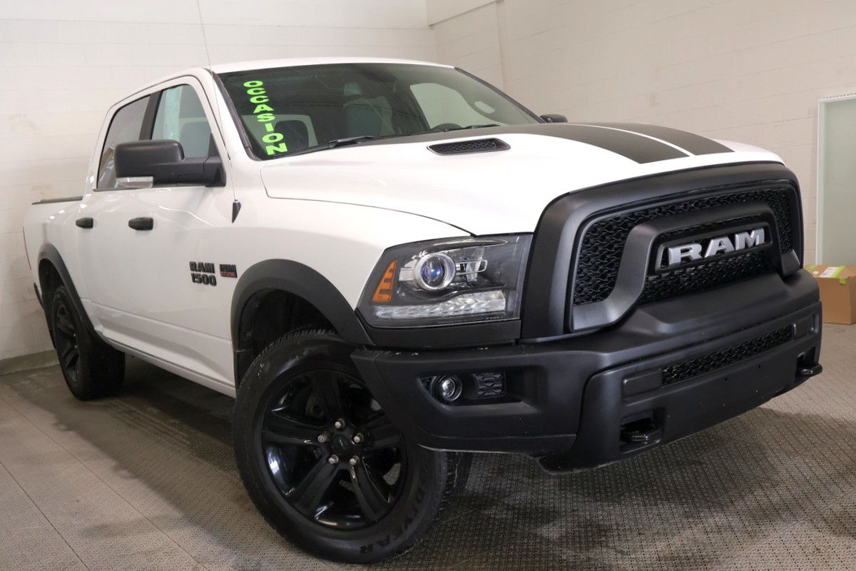 2024 RAM 1500 WARLOCK + 4X4 + V8 HEMI 5.7L