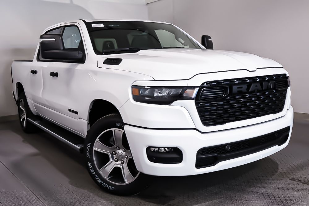 2025 RAM 1500 TRADESMAN