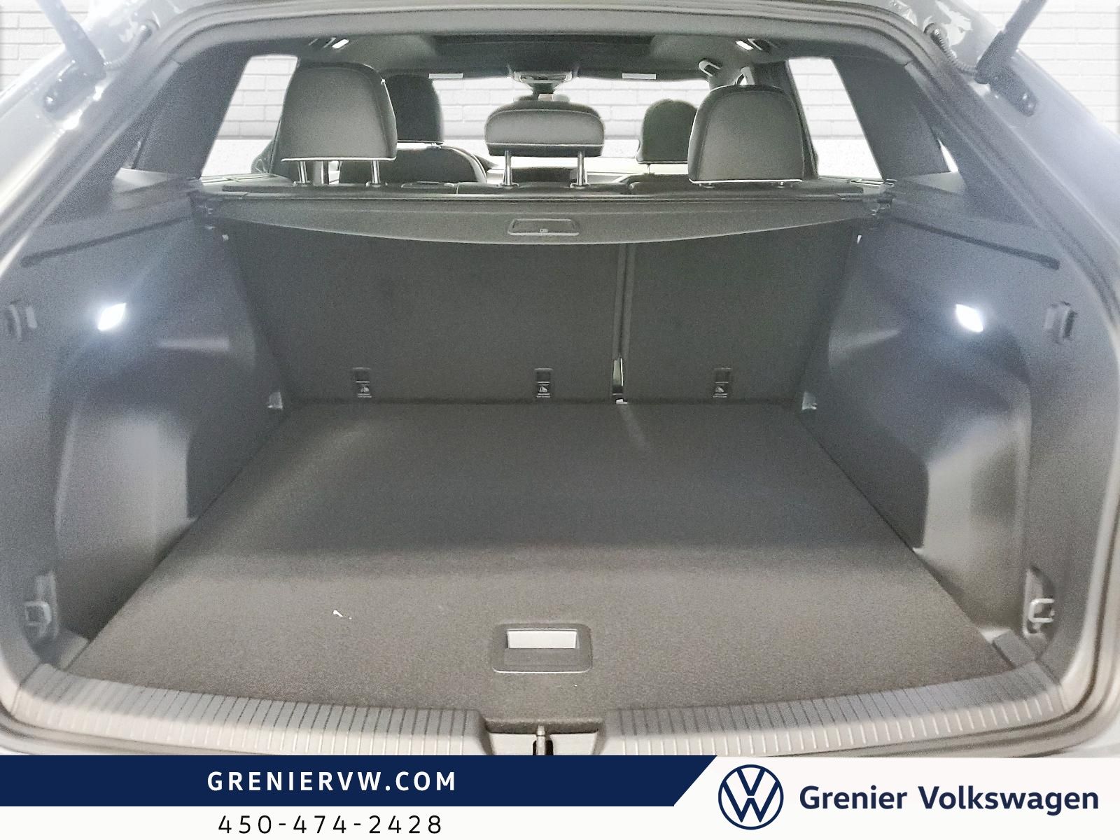 Photo 2026 Volkswagen Atlas Cross Sport Execline #8