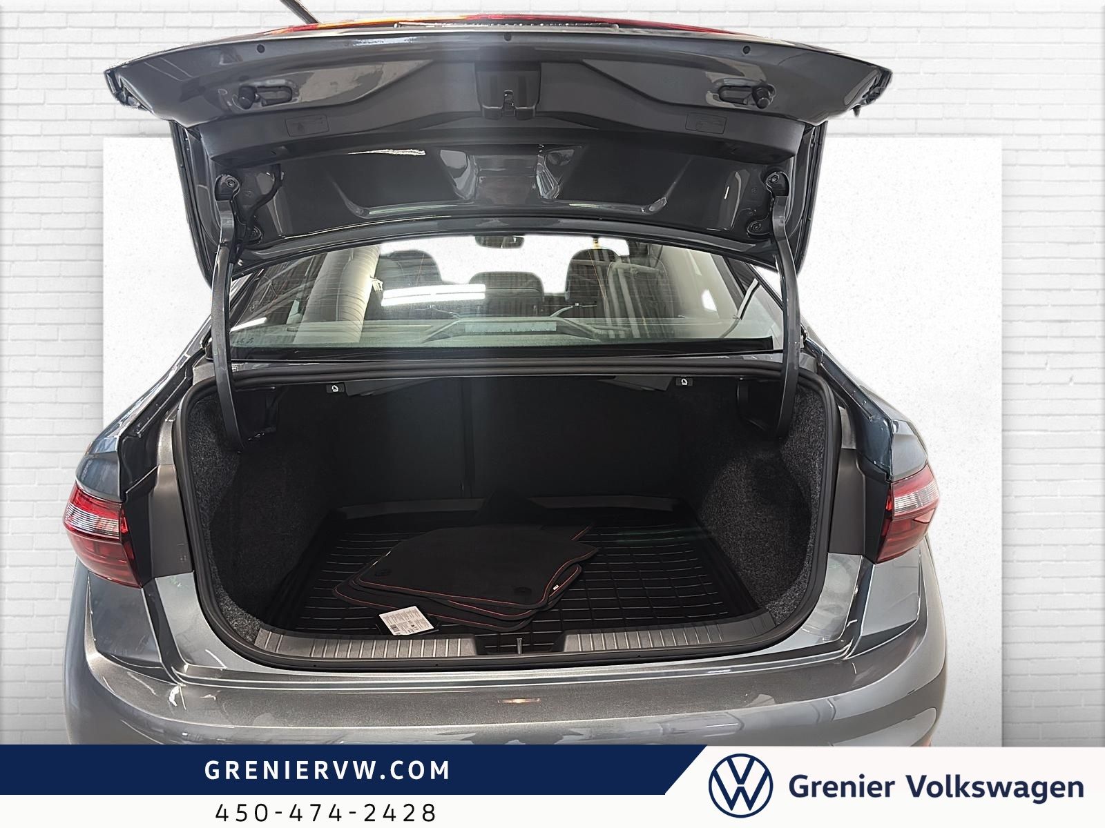 Photo 2027 Volkswagen Jetta GLI GLI #7