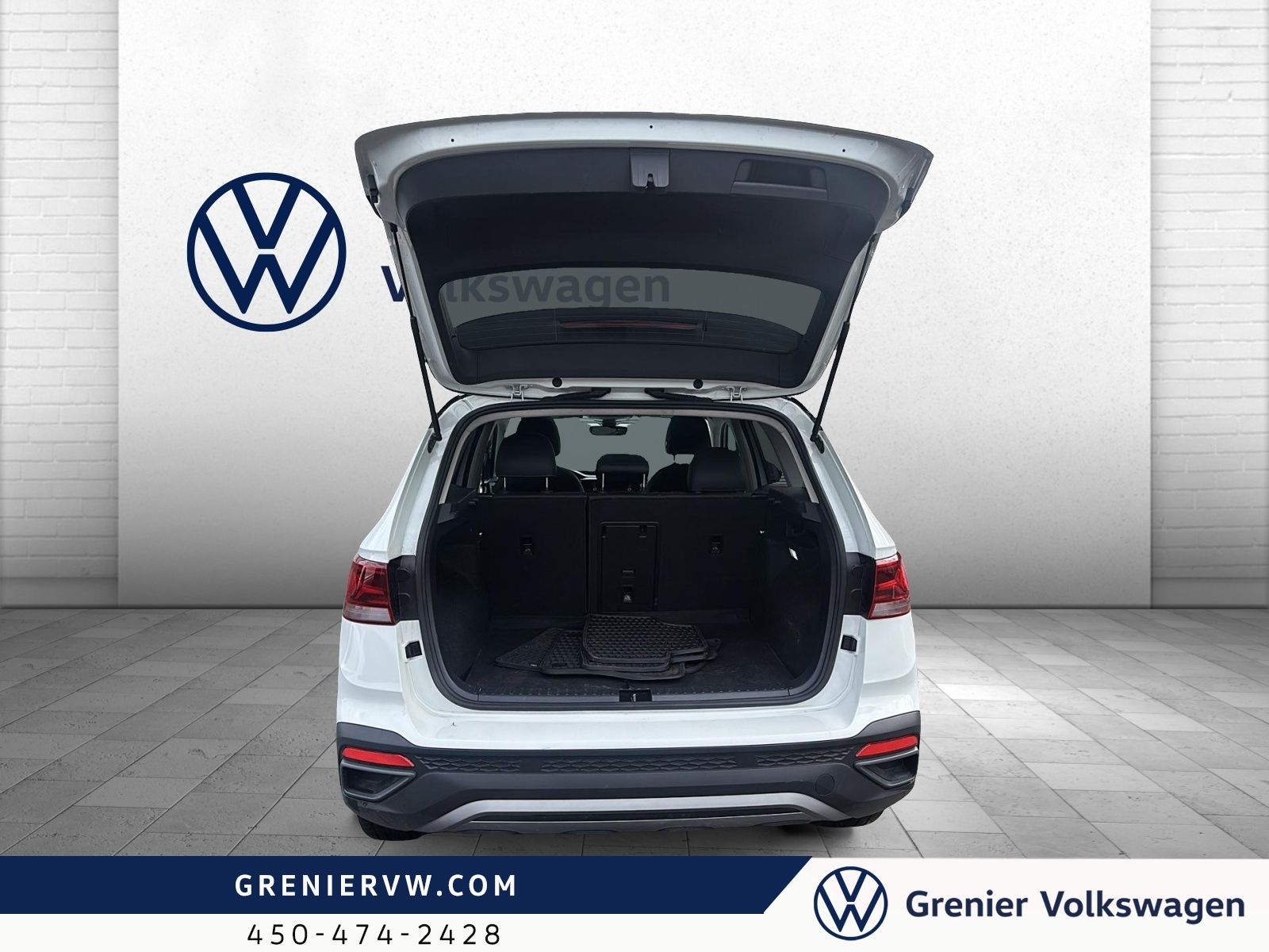 Photo 2024 Volkswagen TAOS Comfortline Black Edition #7
