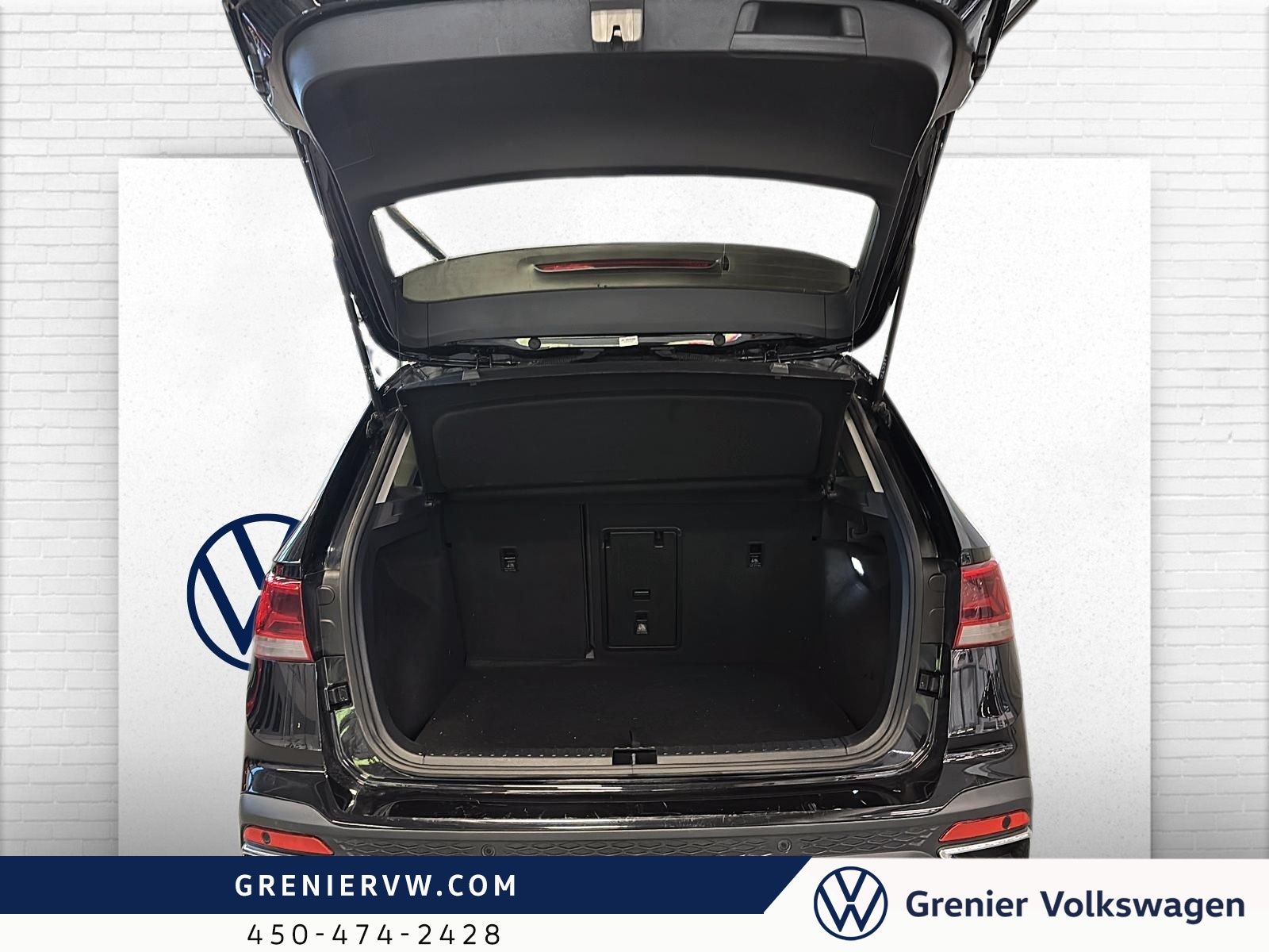 Photo 2024 Volkswagen TAOS Highline, 4Motion, Cuir, Toit, Carplay #7