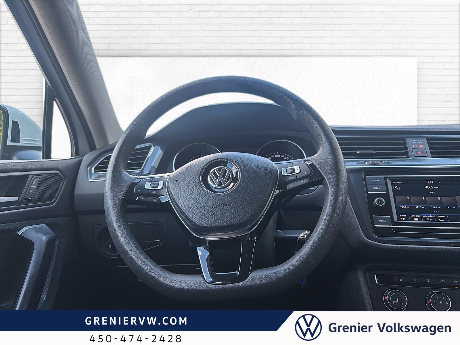 Photo 2021 Volkswagen Tiguan Trendline, 4motion, Carplay, Banc chauffants #8