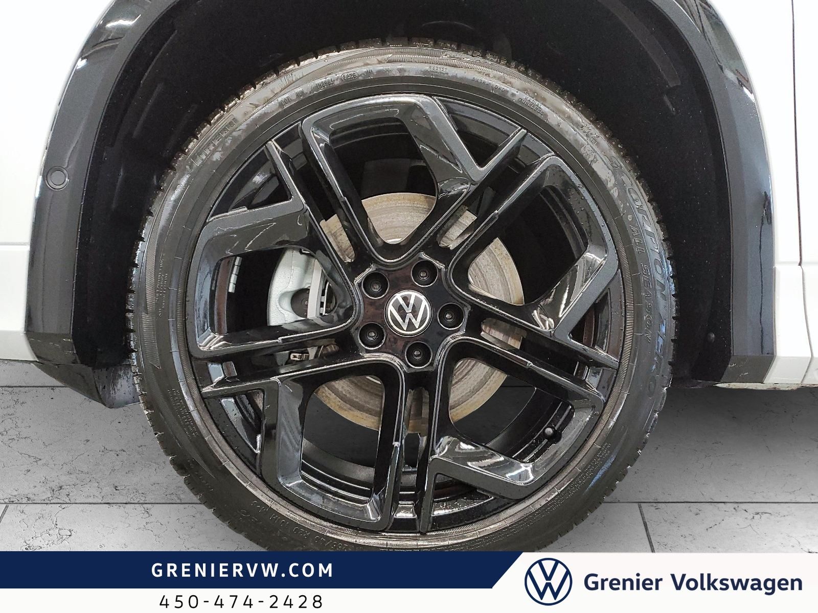 Photo 2026 Volkswagen Tiguan Comfortline R-Line Black Edition 4MOTION #4