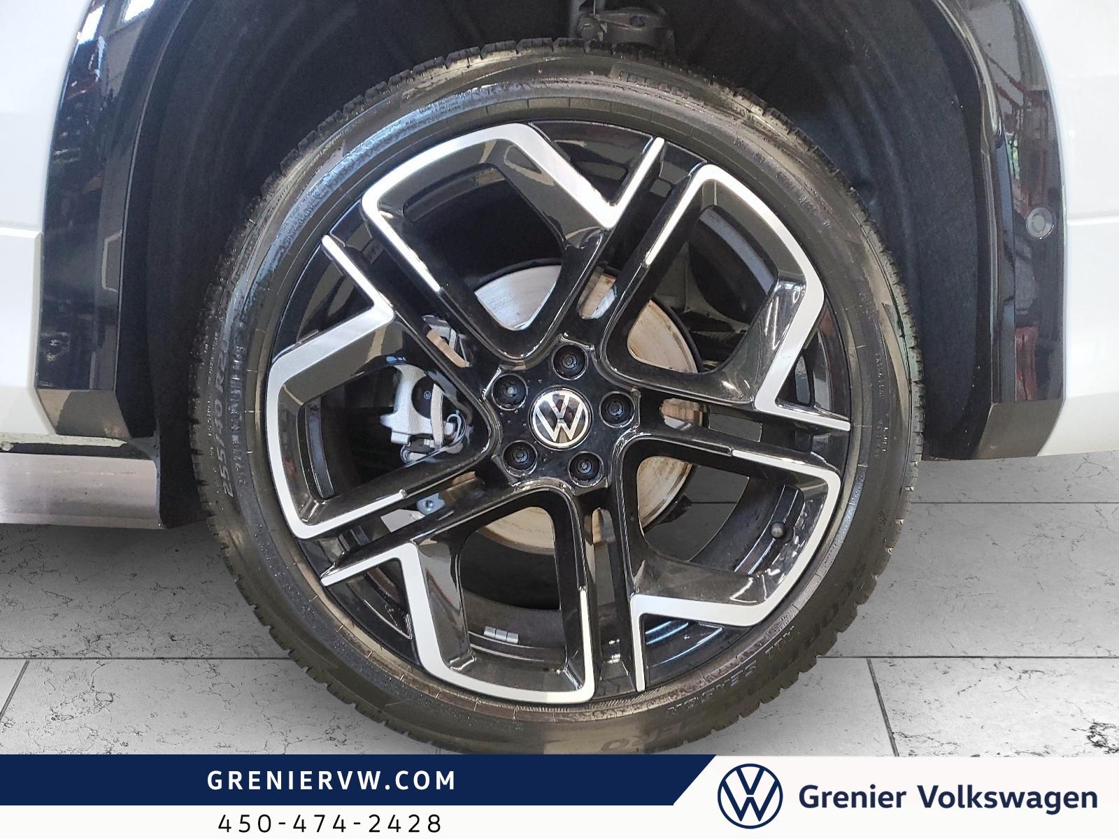 Photo 2026 Volkswagen Tiguan Highline Turbo R-Line 4MOTION #4