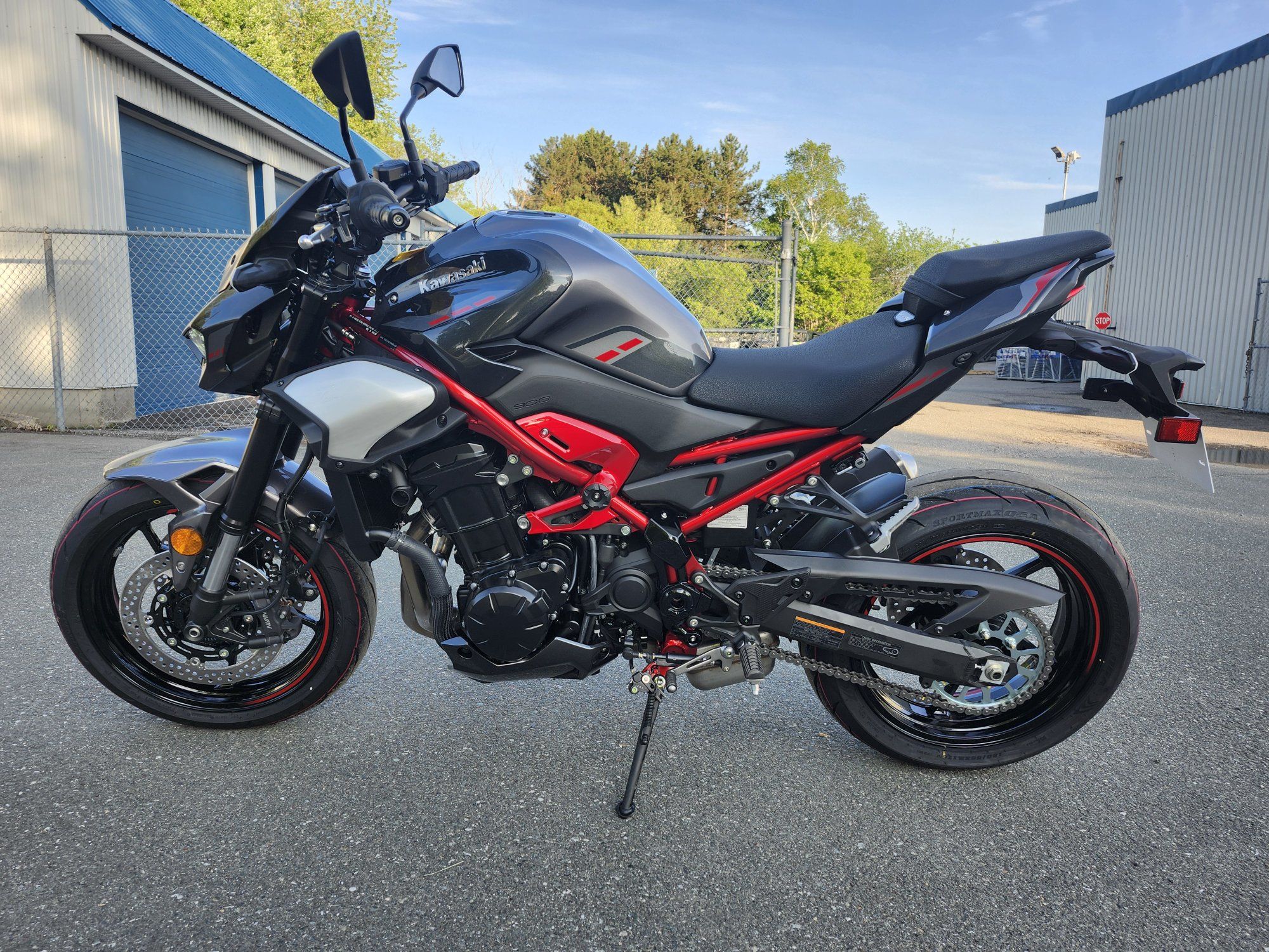 Kawasaki Z900 ABS 2025