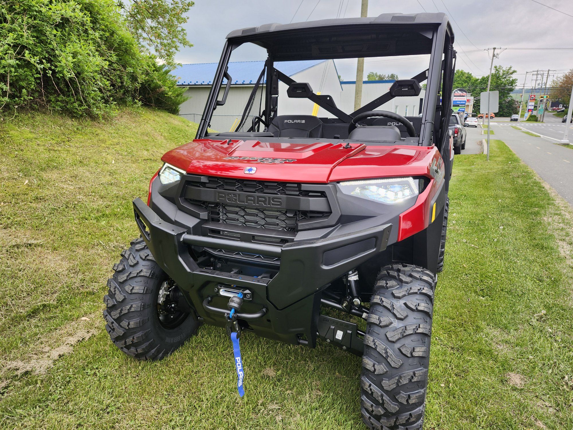 Polaris RANGER XP 1000 PREMIUM SUNSET RED 2025