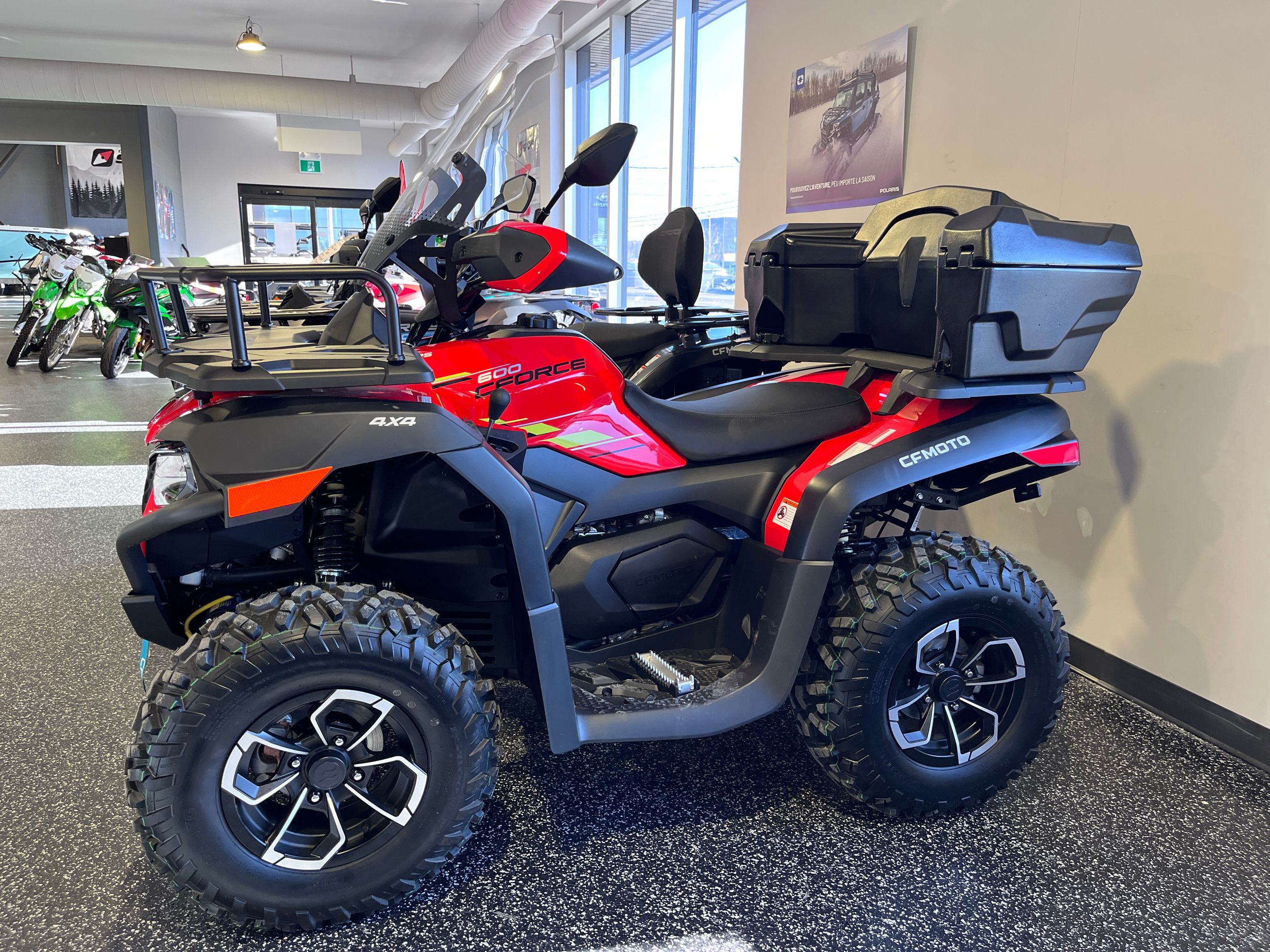 CF Moto CFORCE 600 EPS 2024