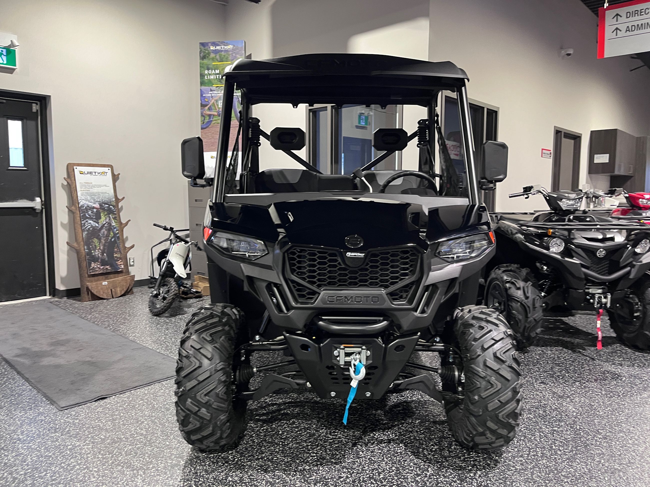 2025 CF Moto UFORCE 600 EPS