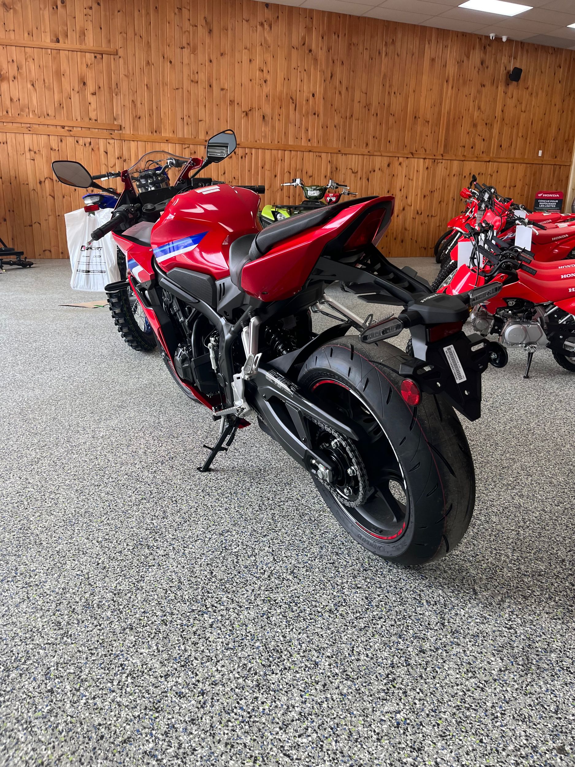 Honda CBR 650 E-CLUTCH ABS SPORT PETITE PLAQUE 2025