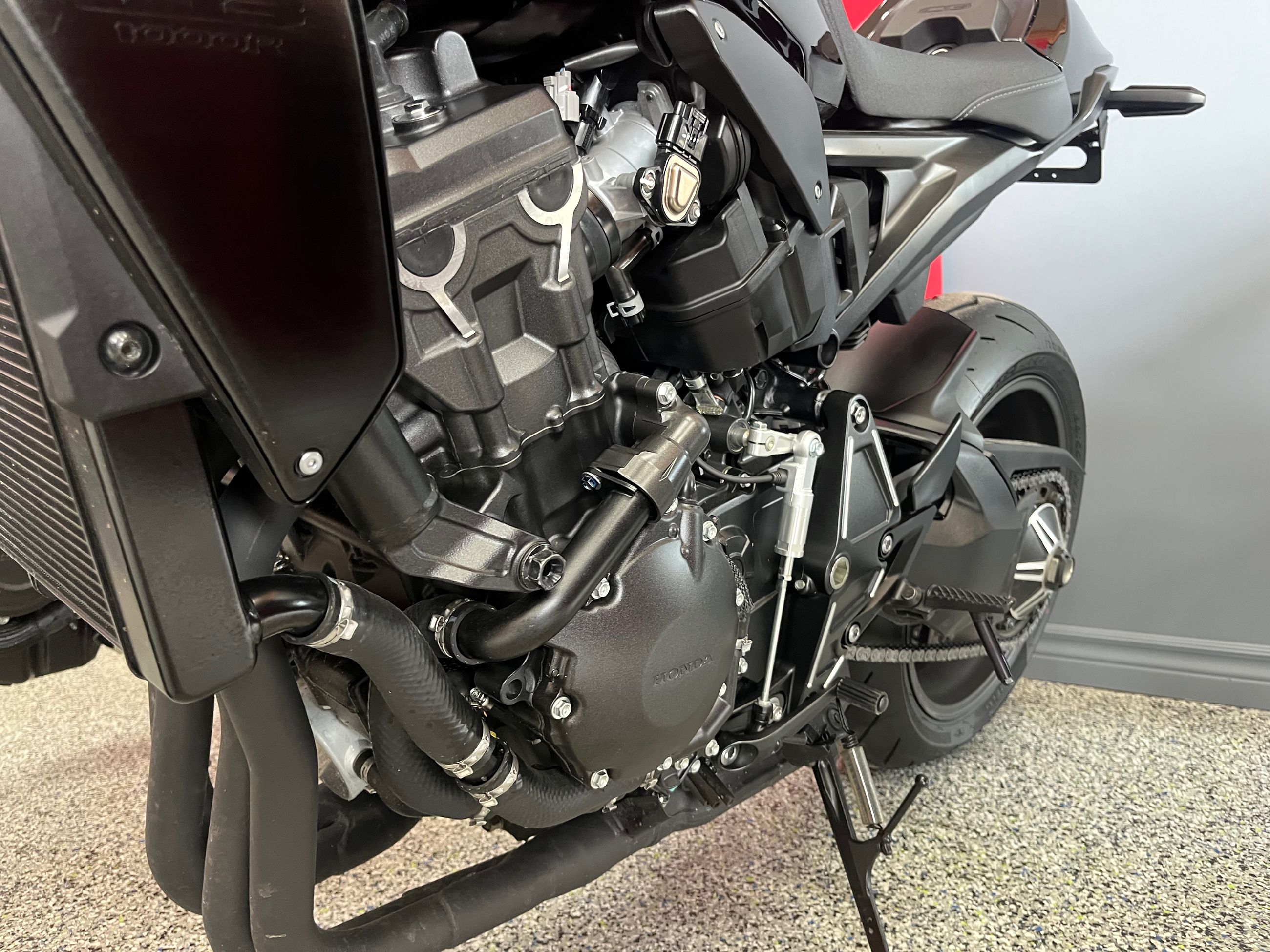 Honda CB 1000 R PERFORMANCE EDITION CAFE RACER PETITE PLAQUE 2024