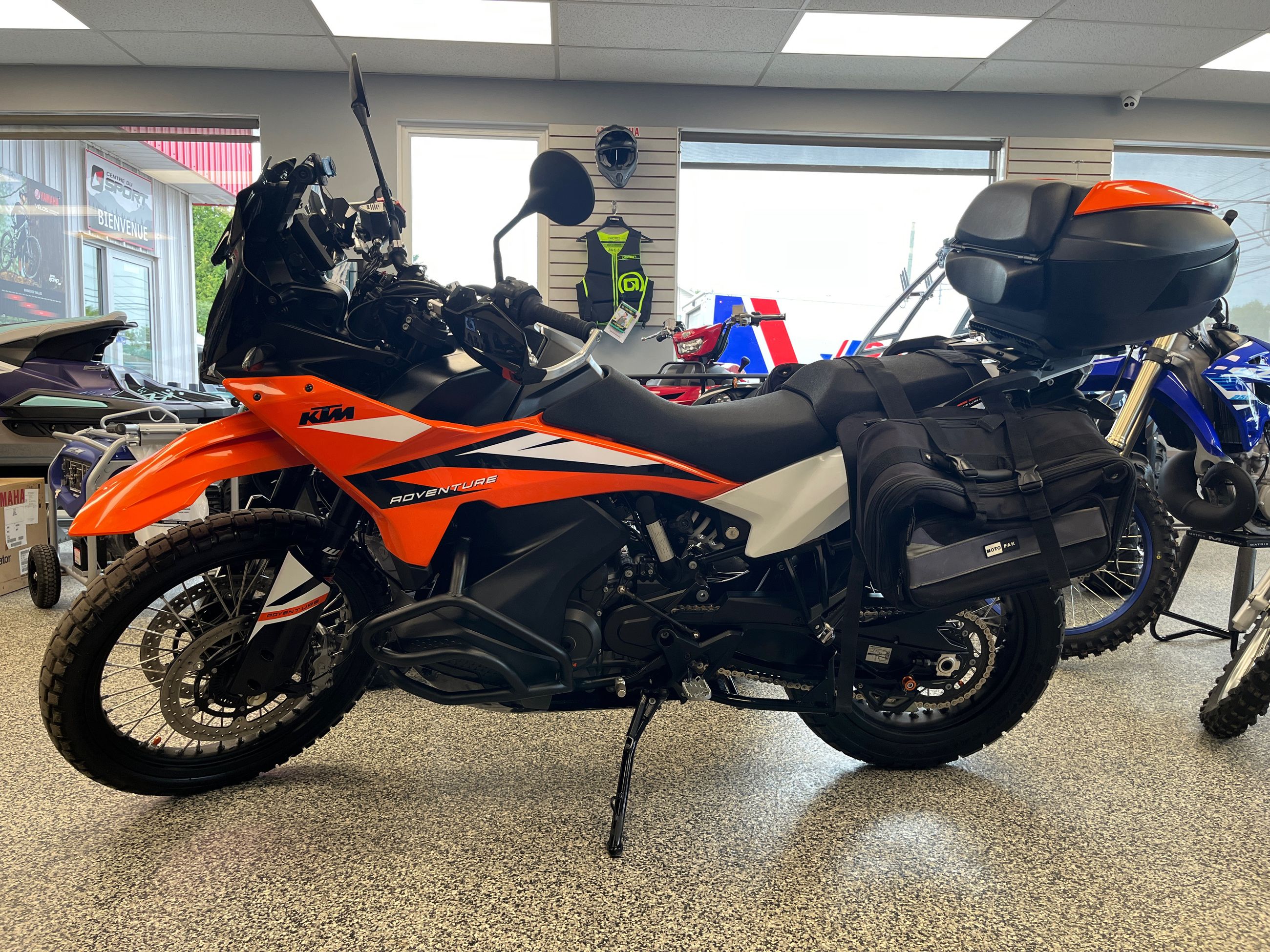 2023 KTM ADVENTURE 890