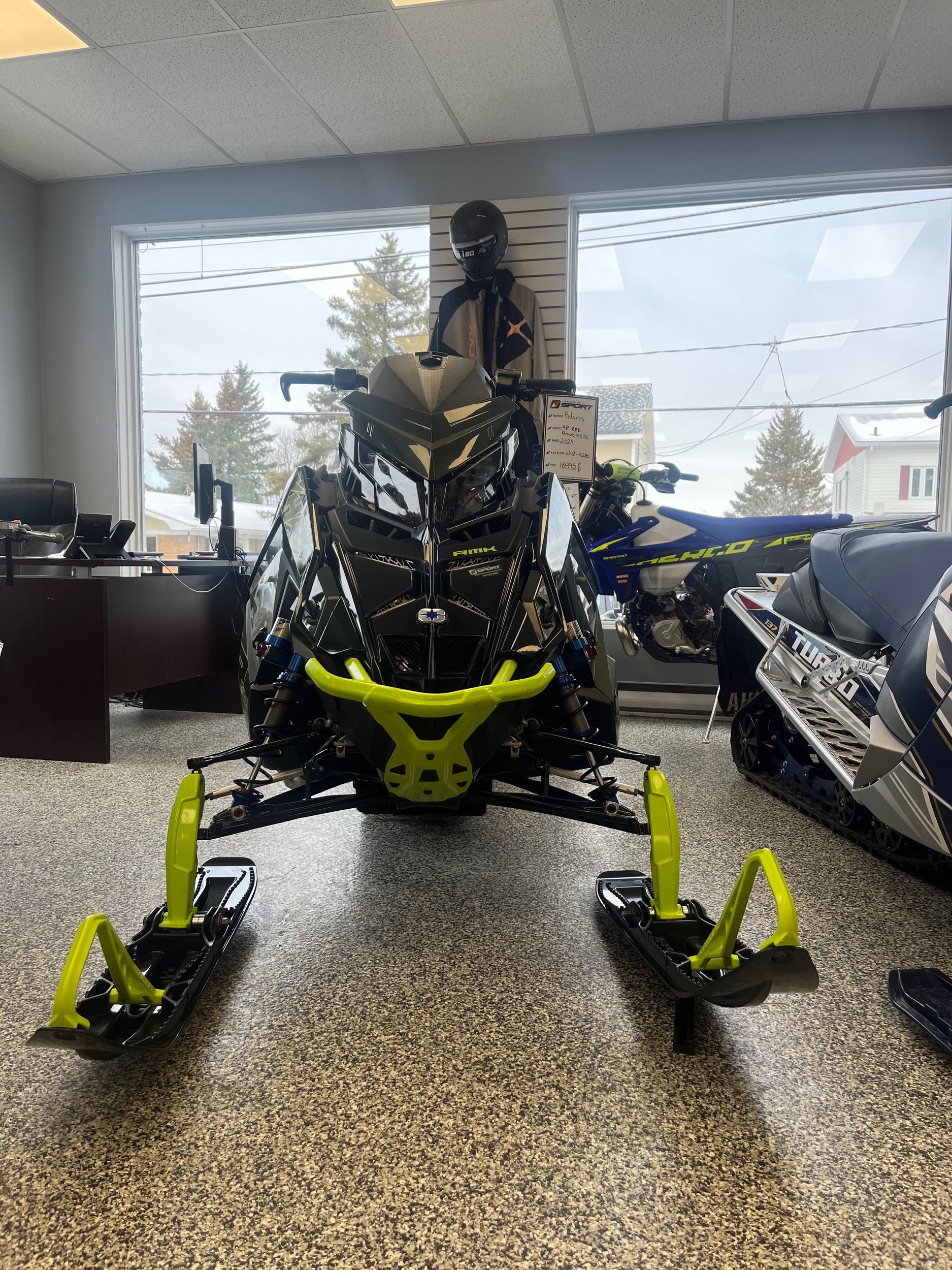 2024 Polaris RMK 9R KHAOS 165 SL