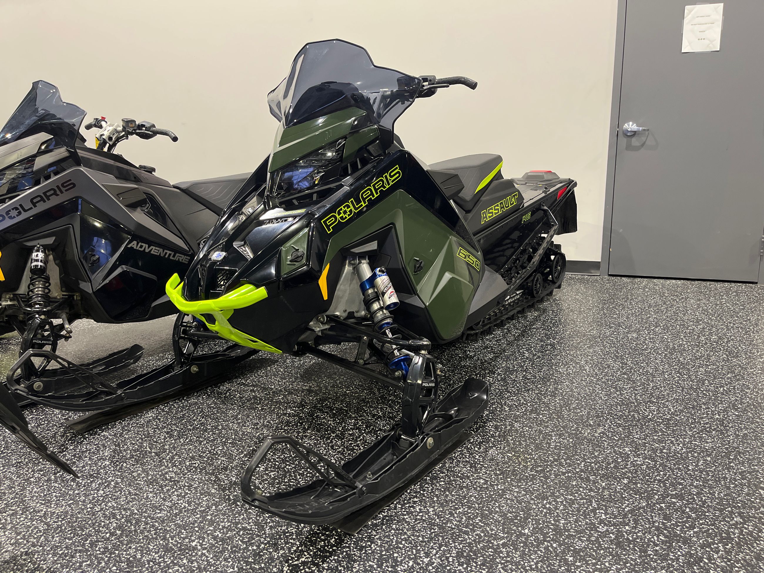 Polaris 650 SWITCHBACK ASSAULT 146 2 pouces 2024