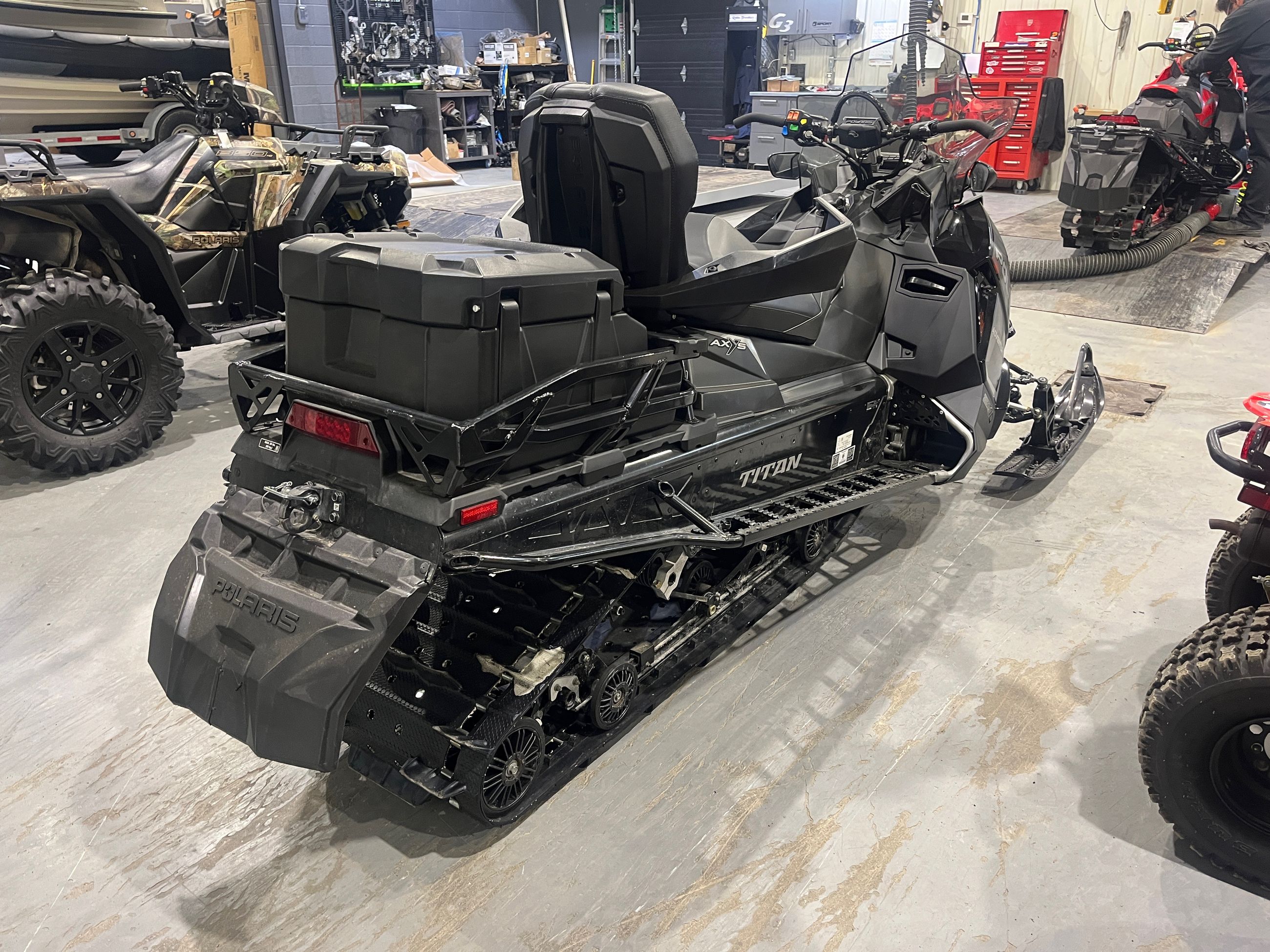 2023 Polaris 800 TITAN ADVENTURE 155 ES