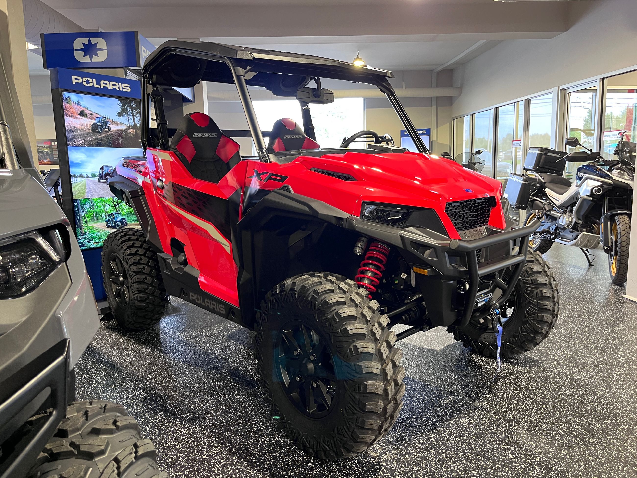 2025 Polaris GENERAL XP 1000 ULTIMATE