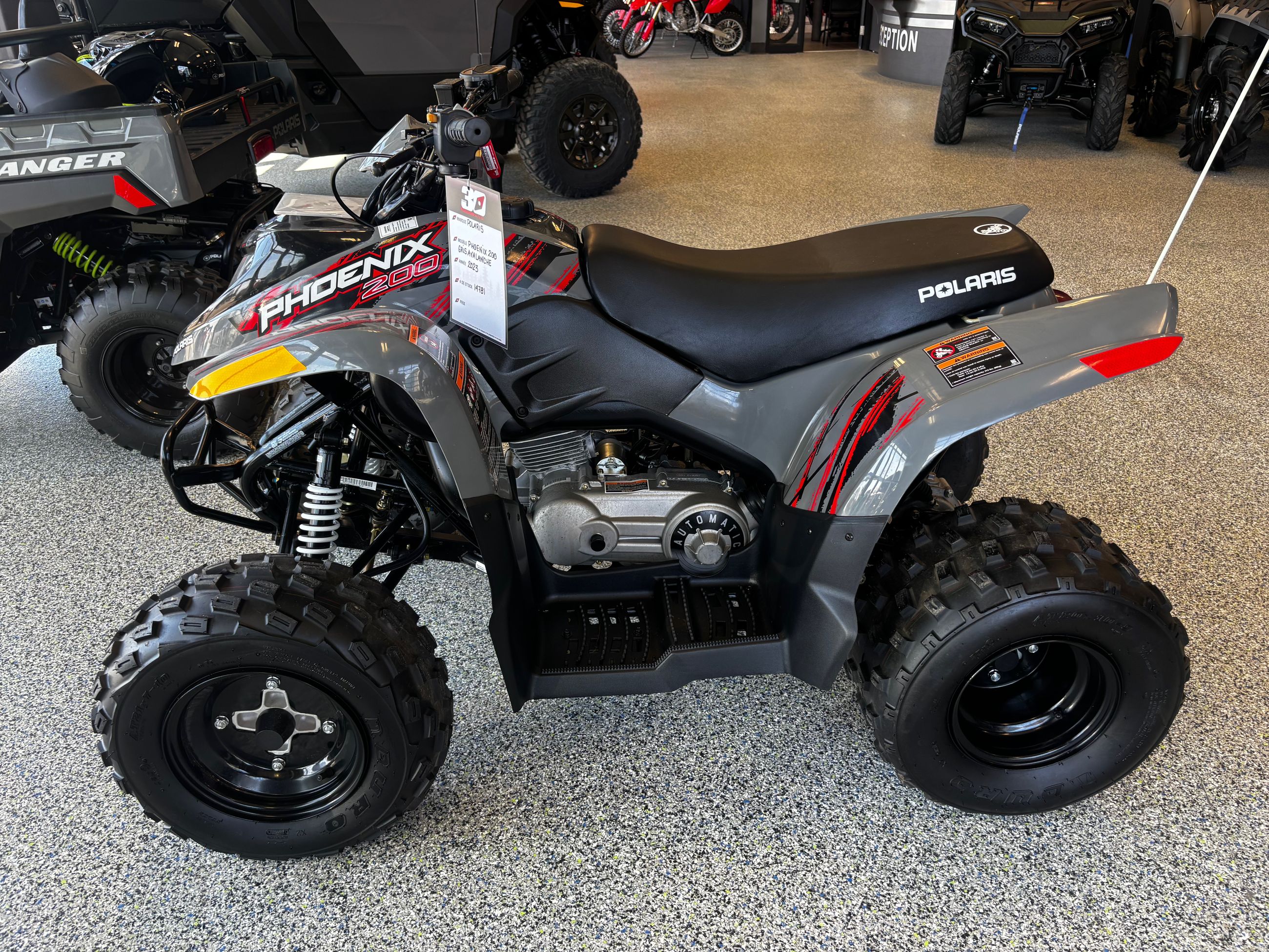Polaris Phoenix 200 succursale st-prime 418-902-3030 2023