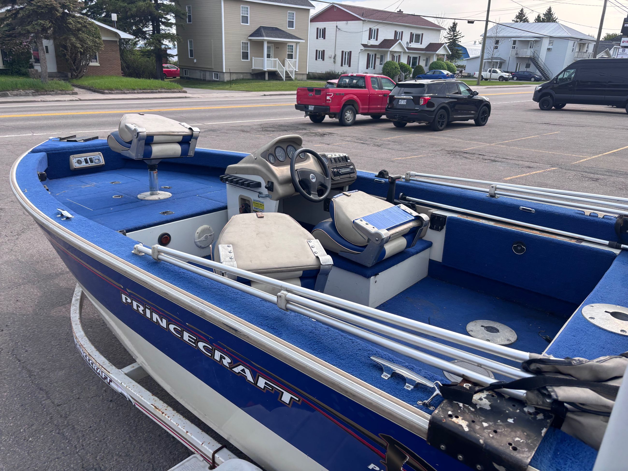 1998 Princecraft Pro serie 164 Pêche