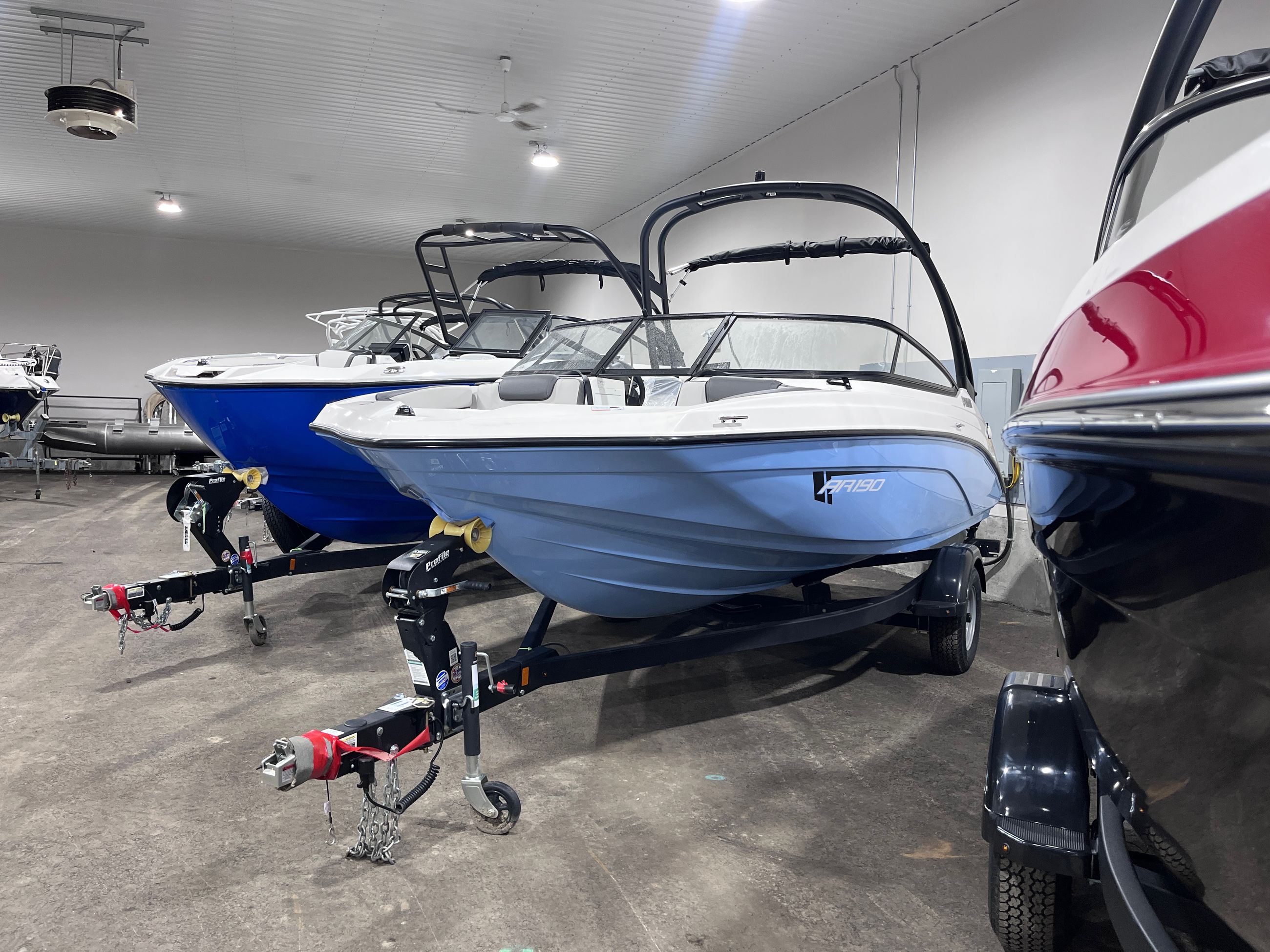 Yamaha AR190  2025