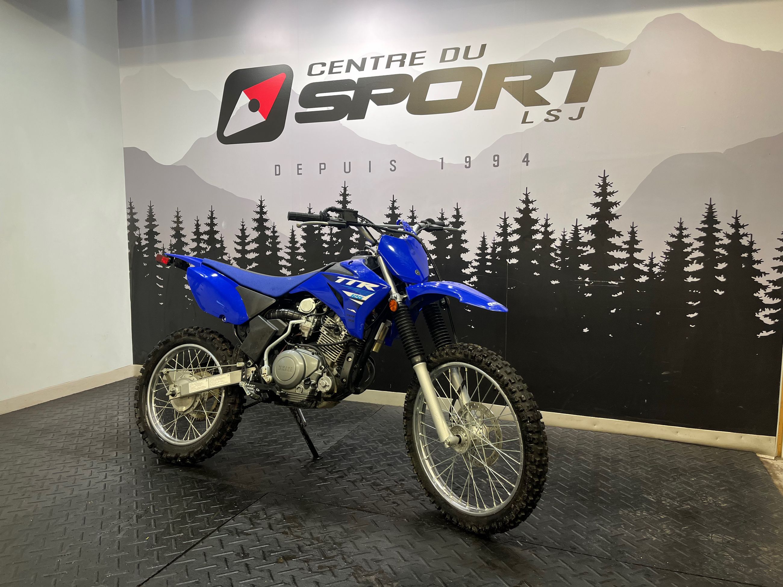 Yamaha TT-R 125 MOTO NEUVE SEULEMENT 35 KM DE ROULER 2025