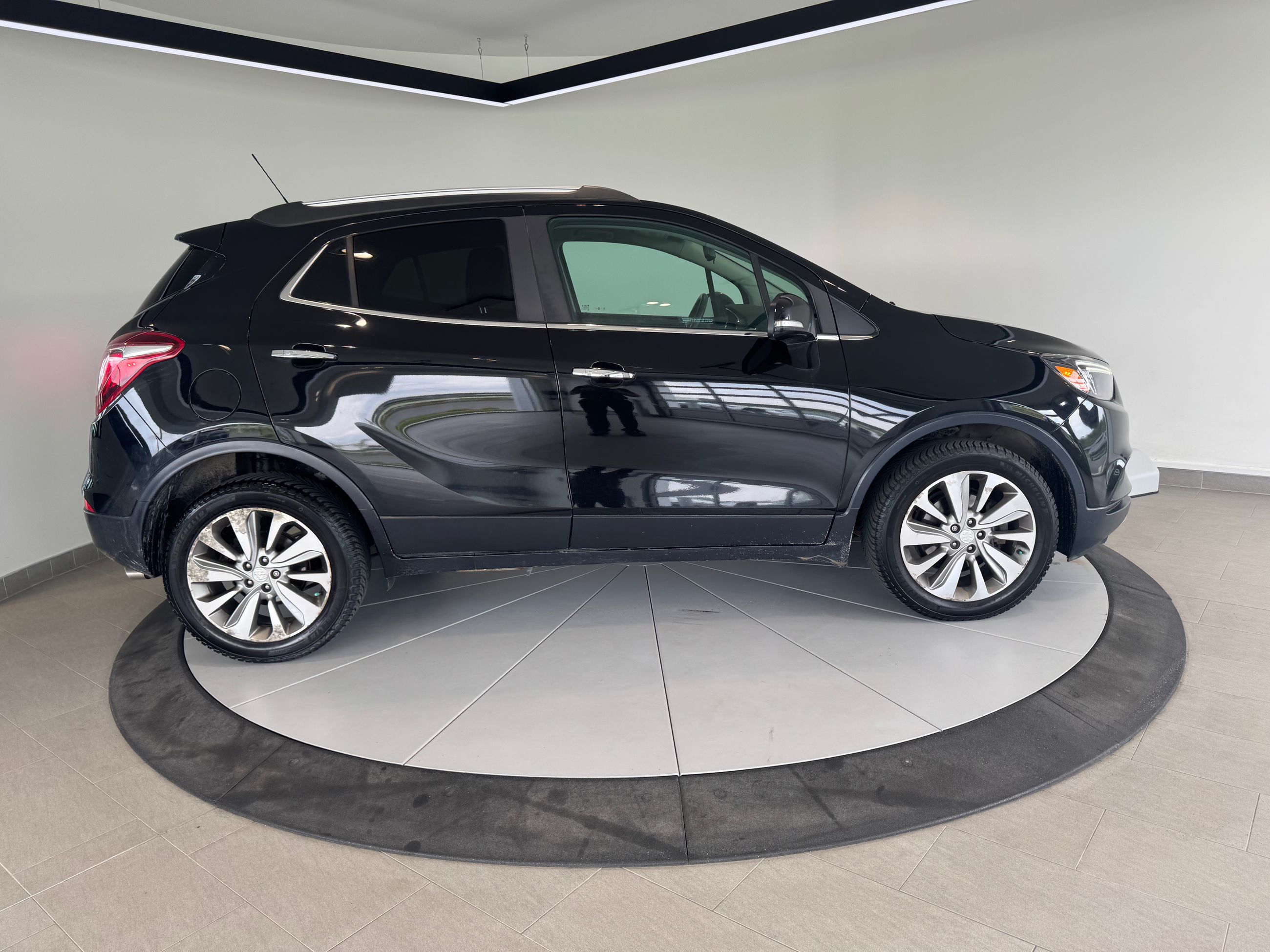Buick Encore Preferred + CAMERA + CARPLAY + DEMARREUR + WOW!++ 2017