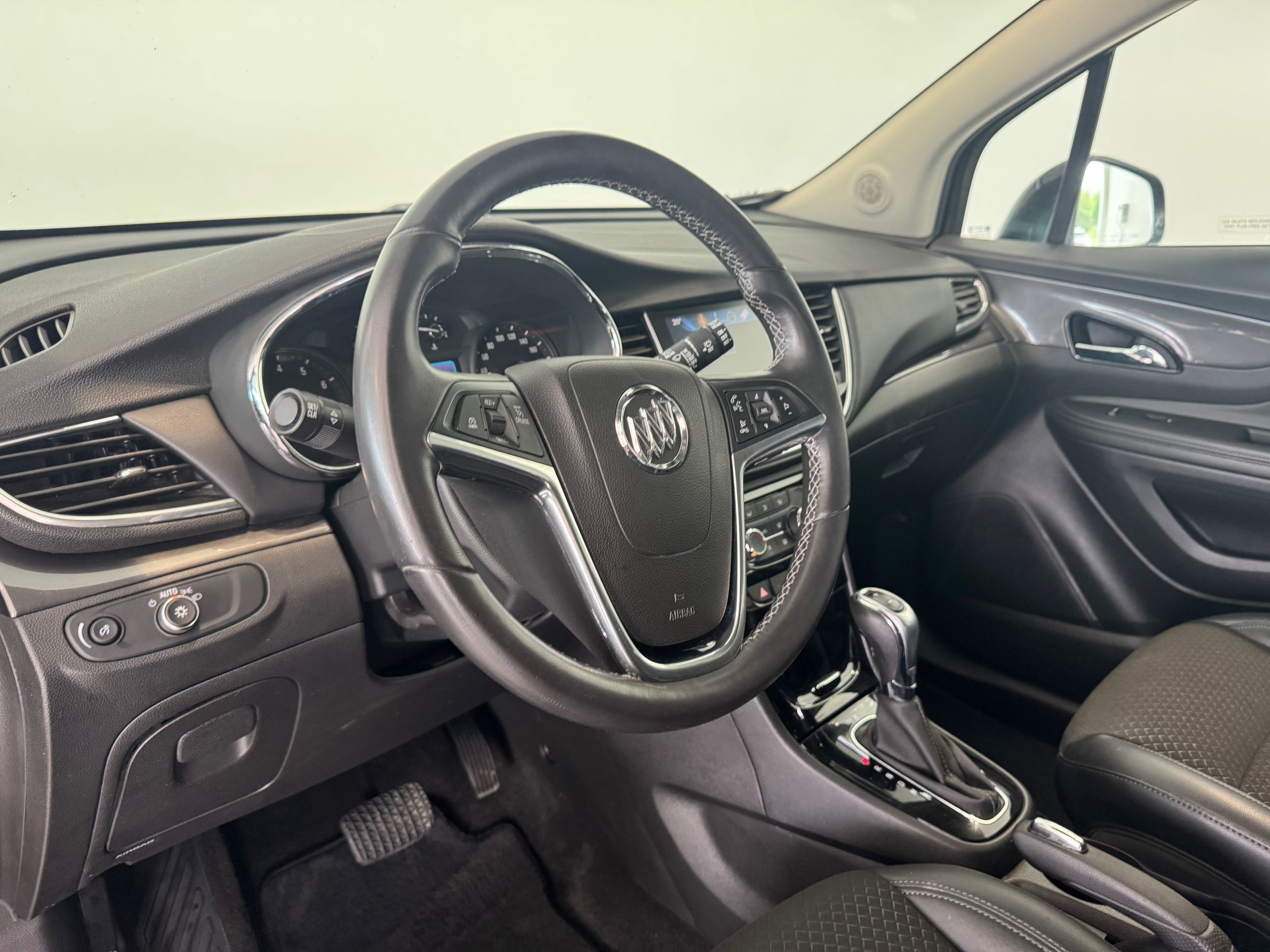 Buick Encore Preferred + CAMERA + CARPLAY + DEMARREUR + WOW!++ 2017