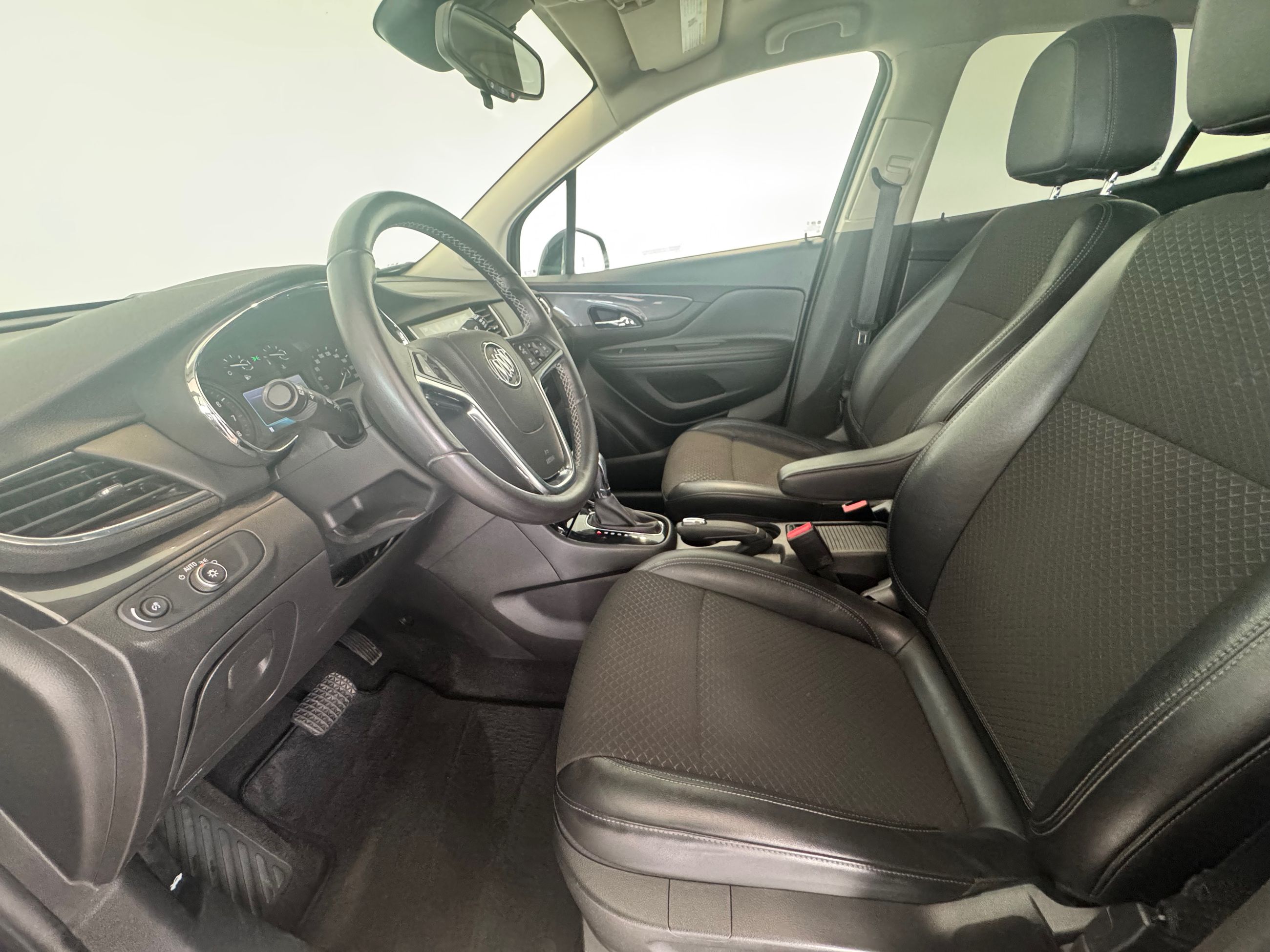 Buick Encore Preferred + CAMERA + CARPLAY + DEMARREUR + WOW!++ 2017