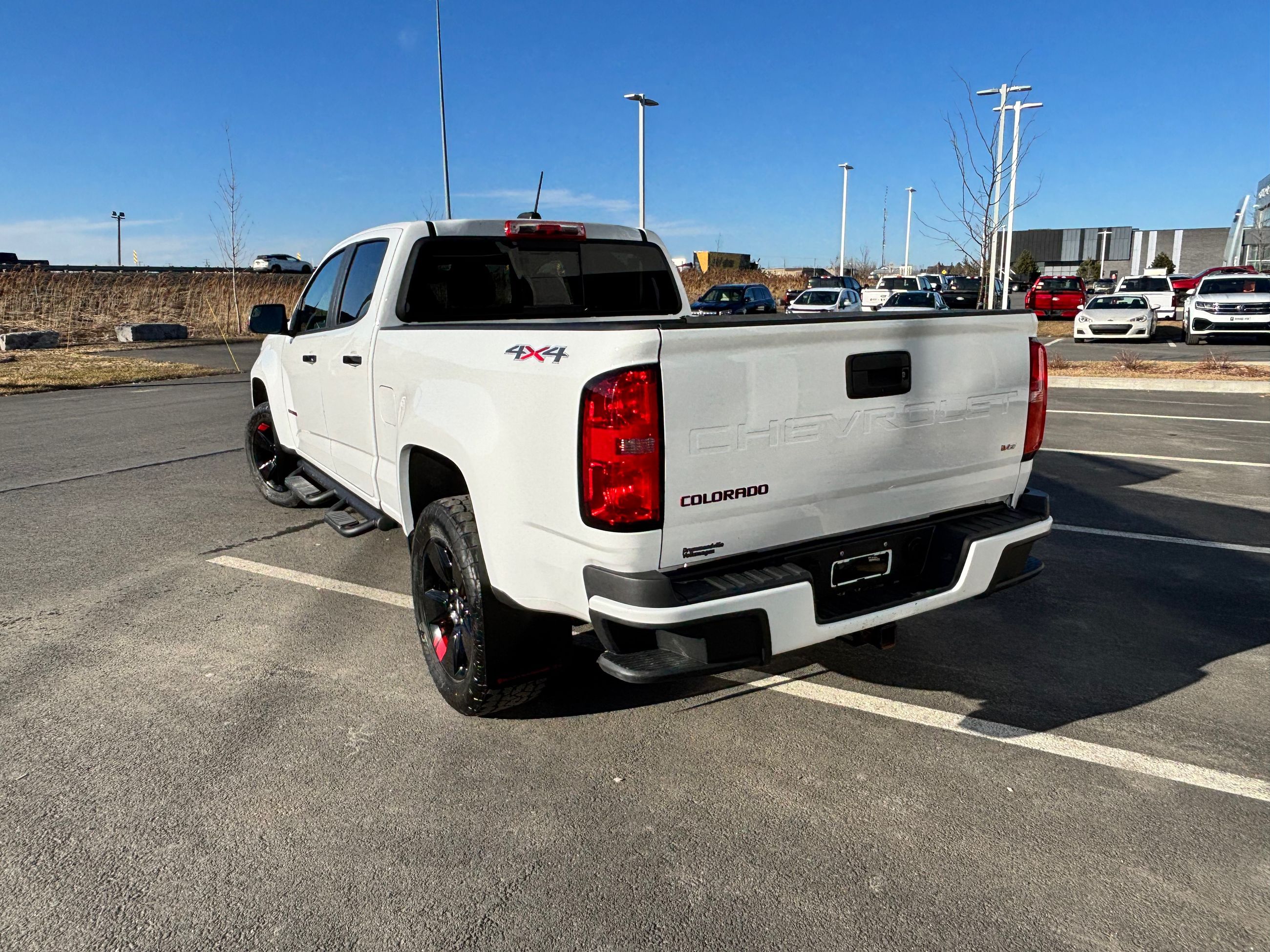 2022 Chevrolet Colorado 4WD LT + V6 + REDLINE + CREW + A/C + WOW +++