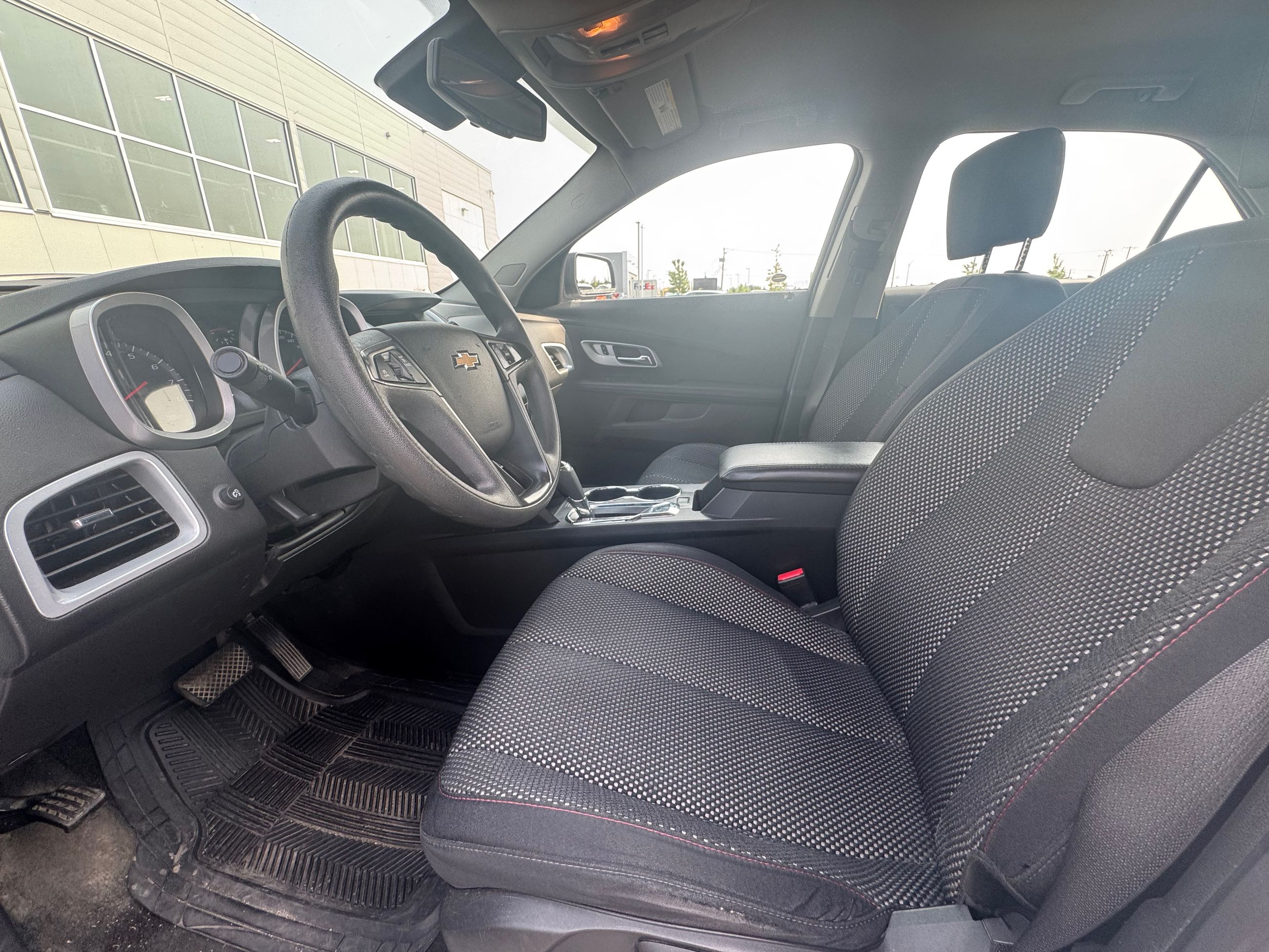 Chevrolet Equinox LS + BLUETOOTH + CAMERA + A/C + WOW!+++ 2017
