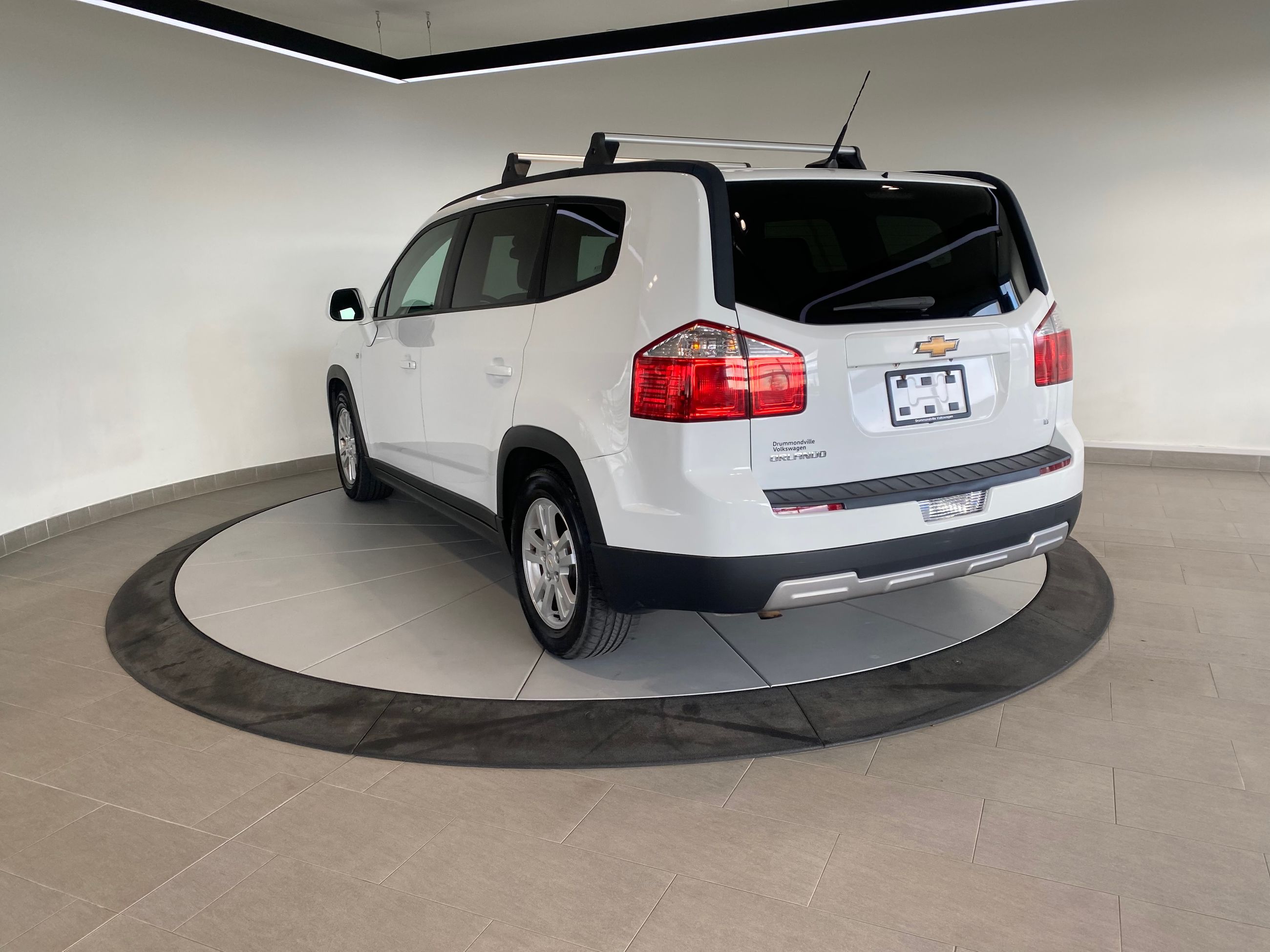 Chevrolet Orlando 2LT + A/C + 7 PASSAGERS + PAS CHER + WOW ++ 2012