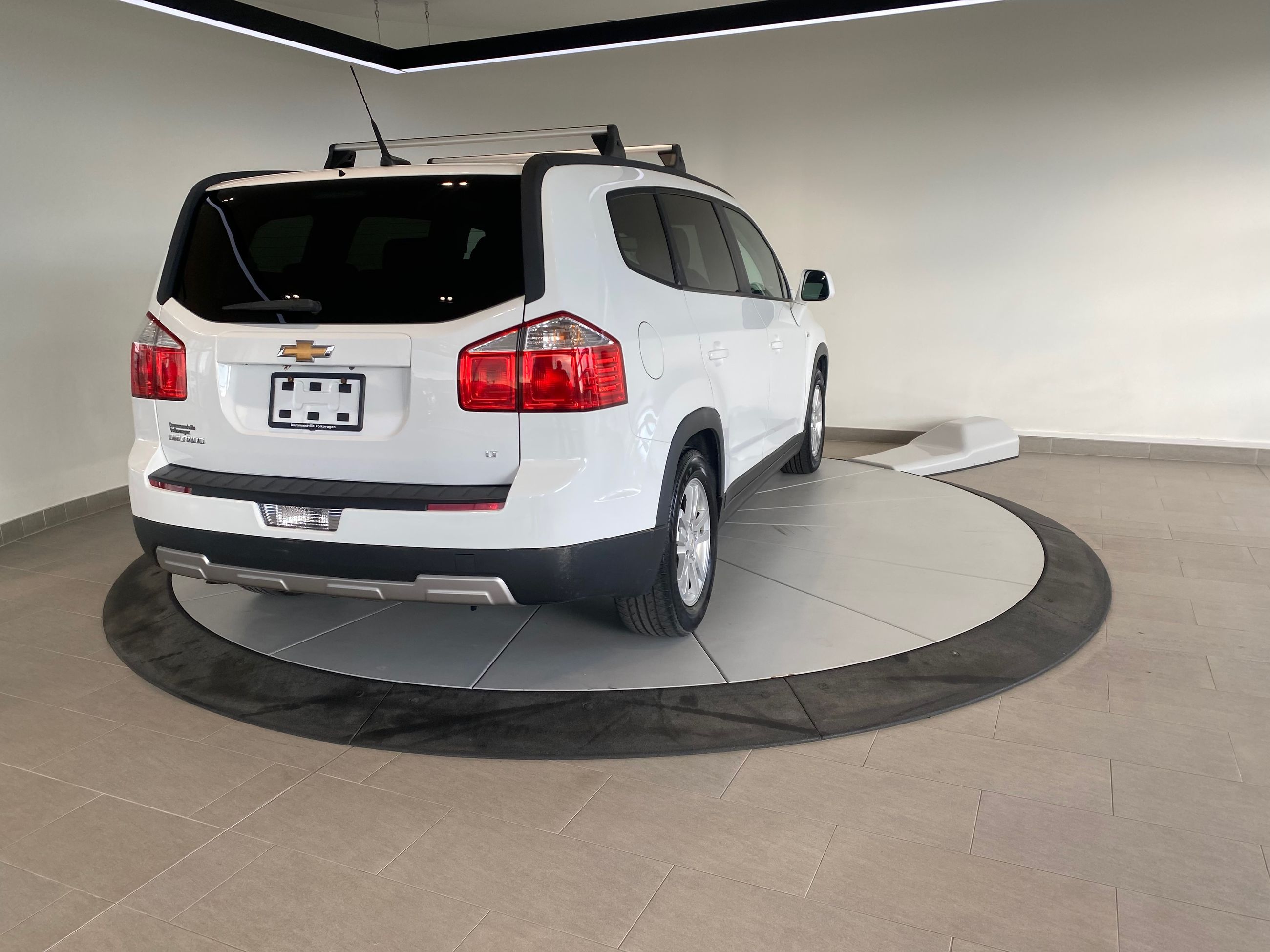 Chevrolet Orlando 2LT + A/C + 7 PASSAGERS + PAS CHER + WOW ++ 2012