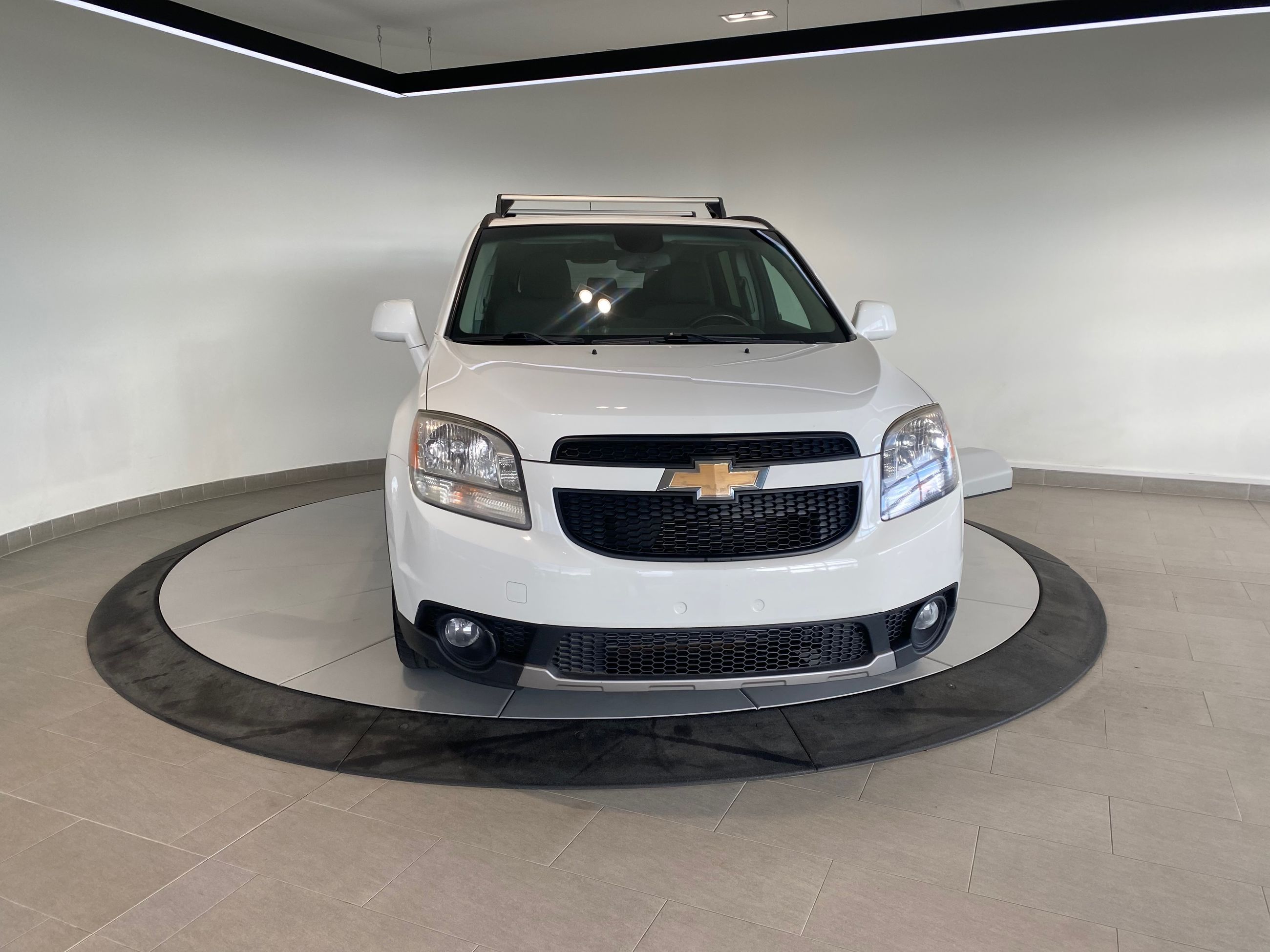Chevrolet Orlando 2LT + A/C + 7 PASSAGERS + PAS CHER + WOW ++ 2012