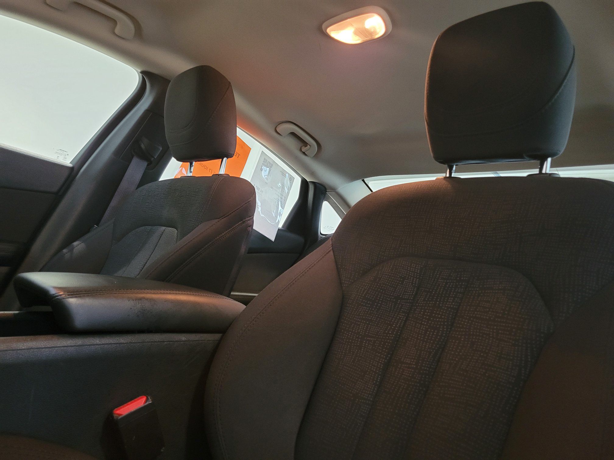 Chrysler 200 Limited + A/C + BLUETOOTH + BAS KM + WOW 2016